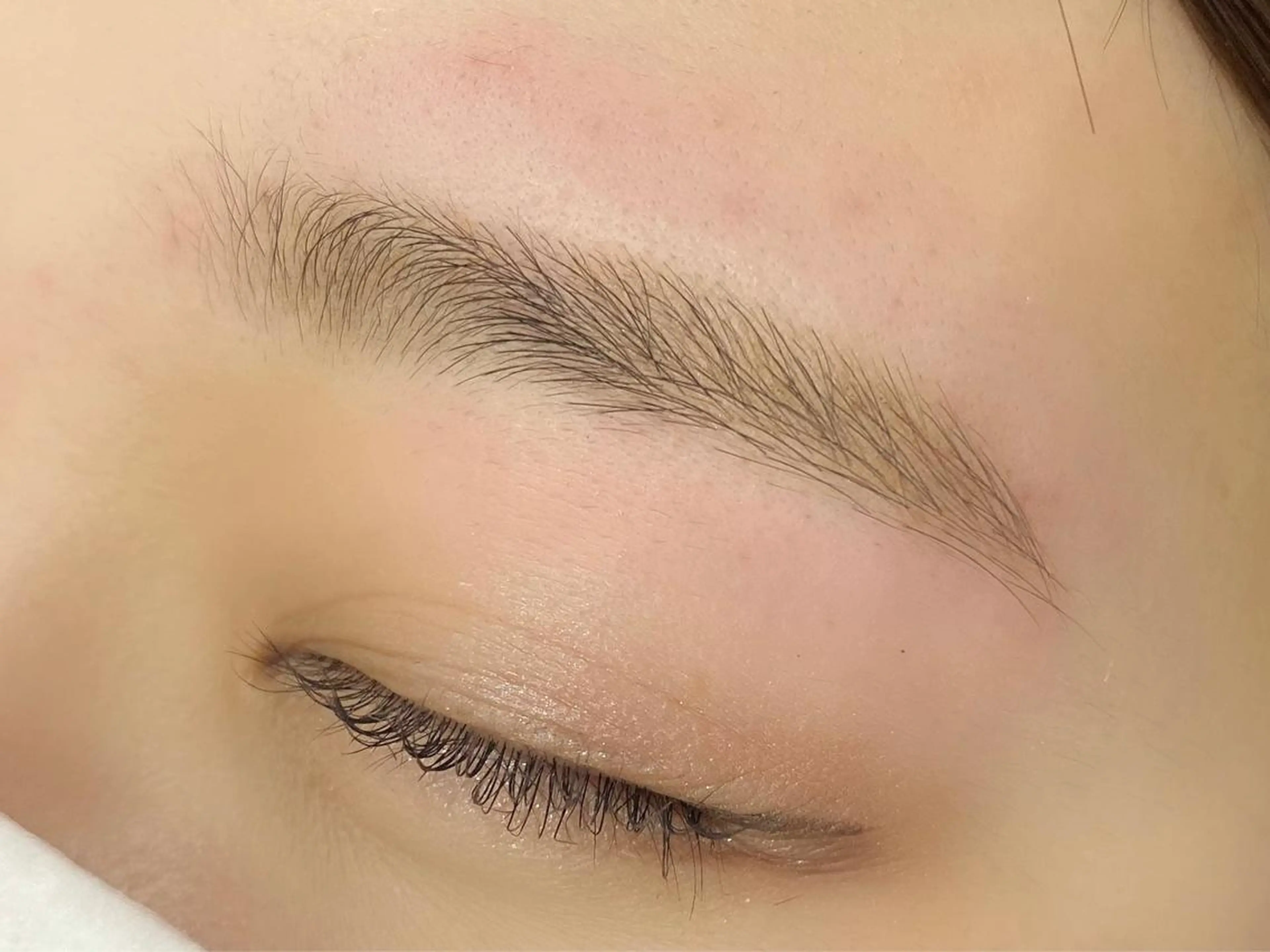 アイブロウ ワックス脱毛 eyelist 大垣のマツエク・マツパデザイン