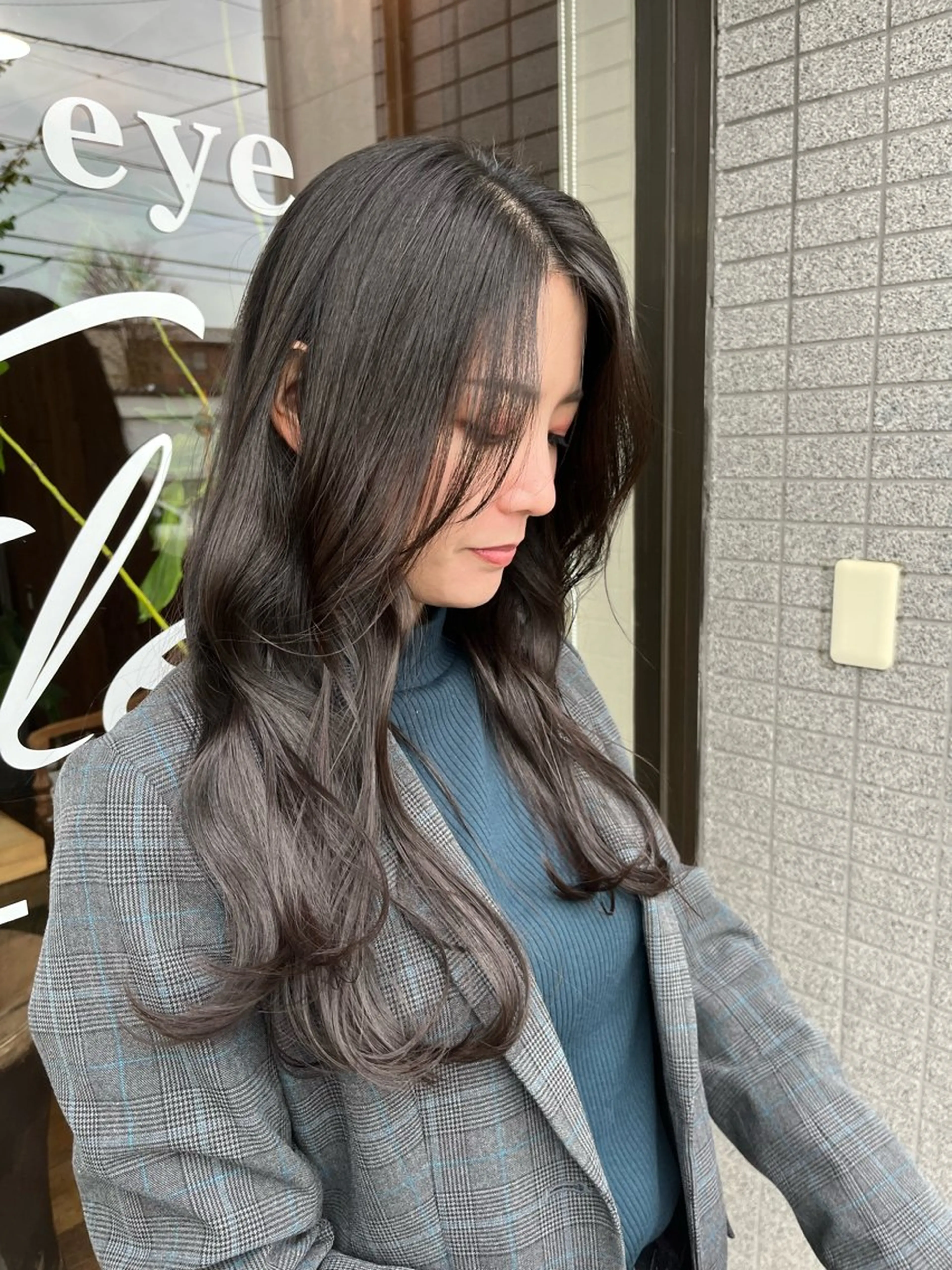 セミロング Un Fleur所属・立野 希沙のヘアスタイル