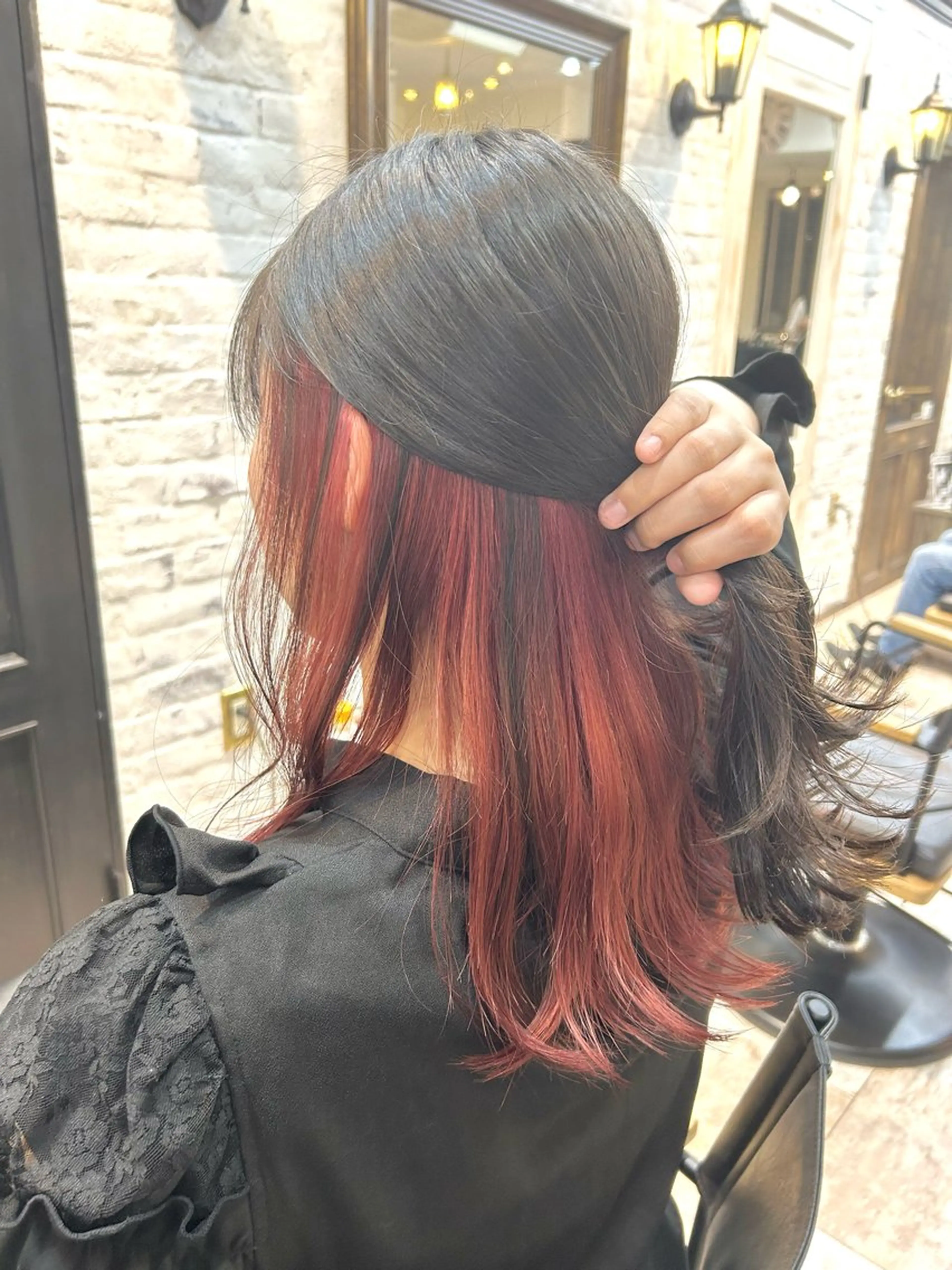 ロング カラー 林 美佑のヘアスタイル