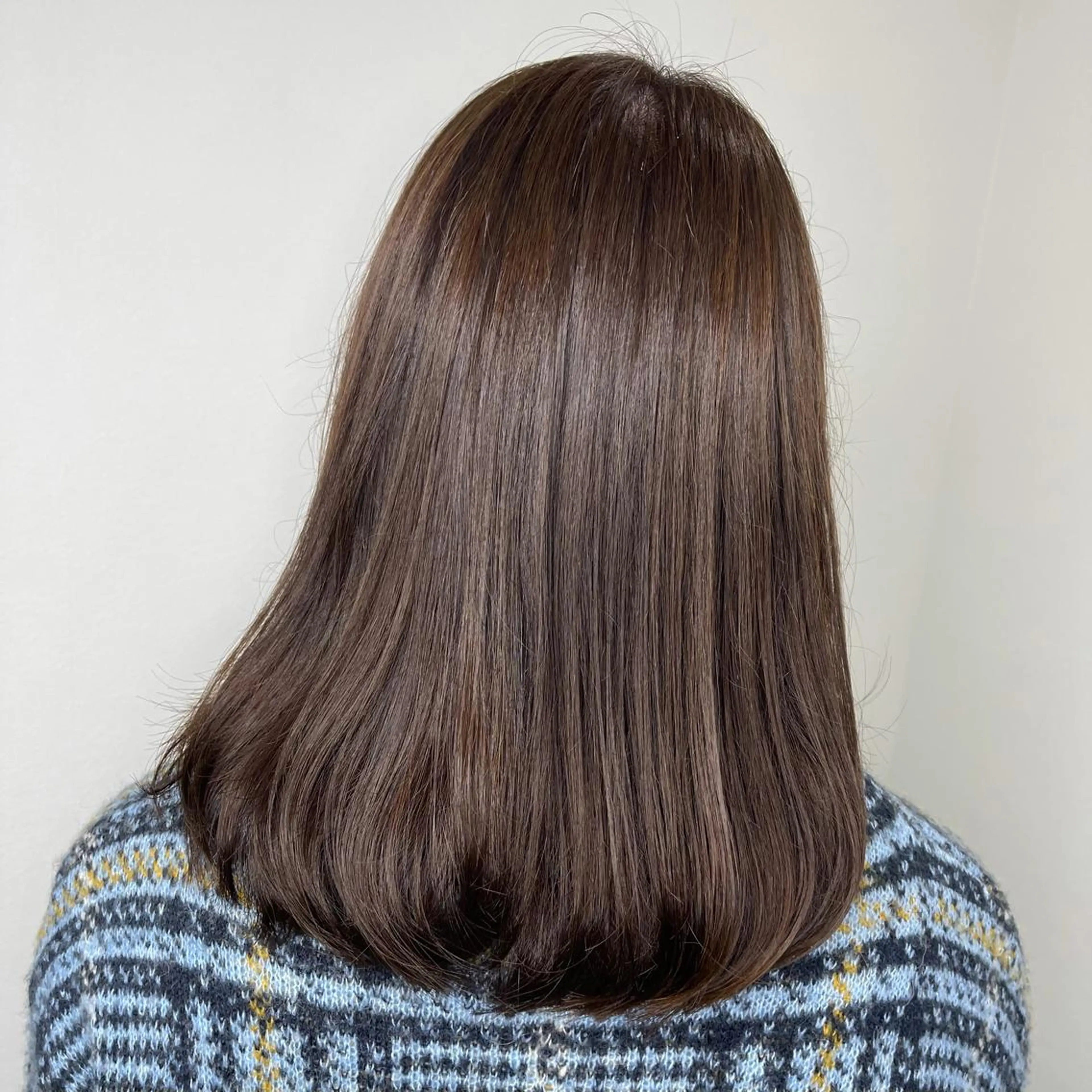 ミディアム カラー トリートメント カット ヘアカラー トリートメント &chaLme   心斎橋所属・emi/髪質改善/ 韓国風/艶カラーのヘアスタイル