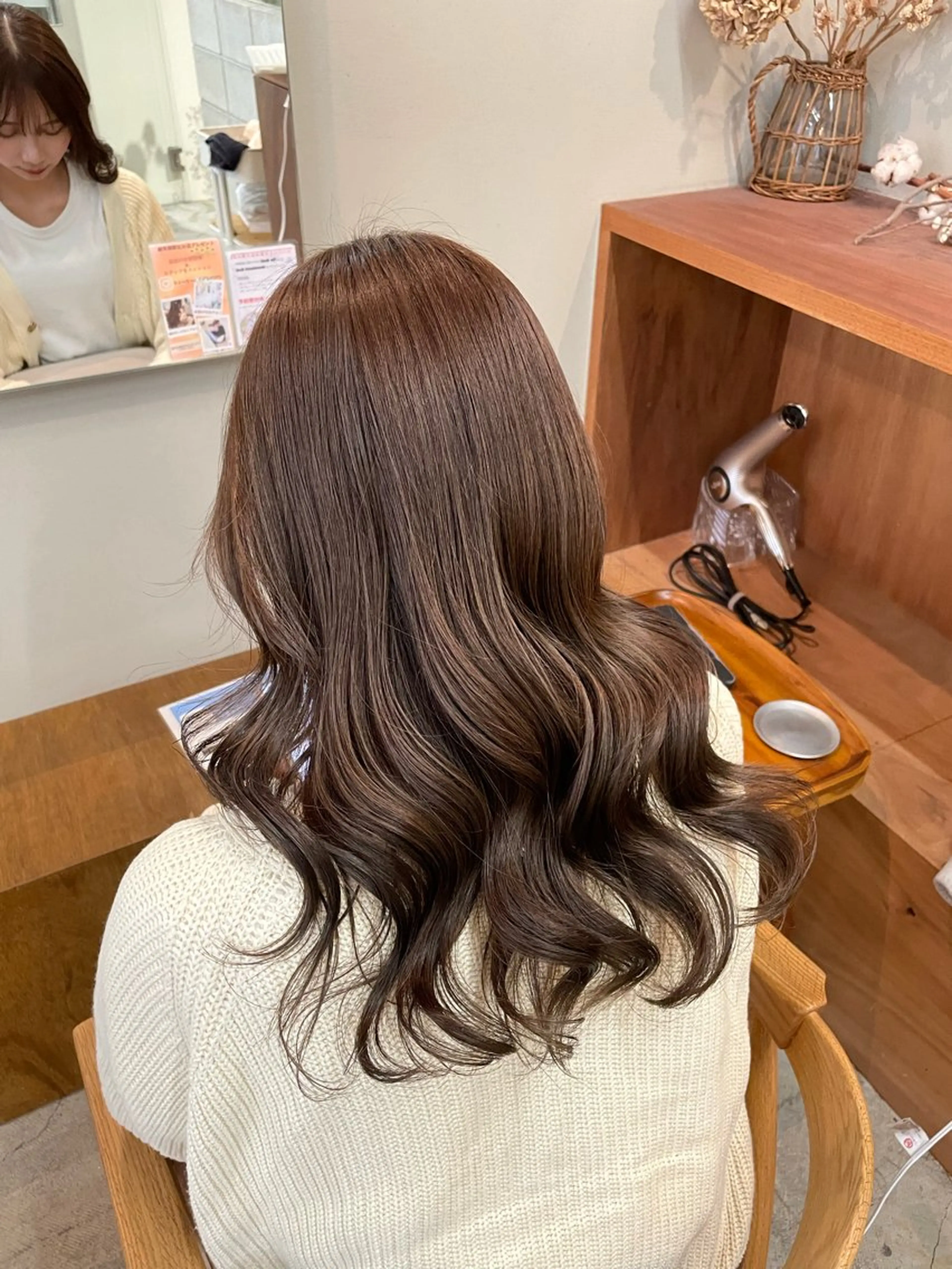 カラー 山下 悠月のヘアスタイル