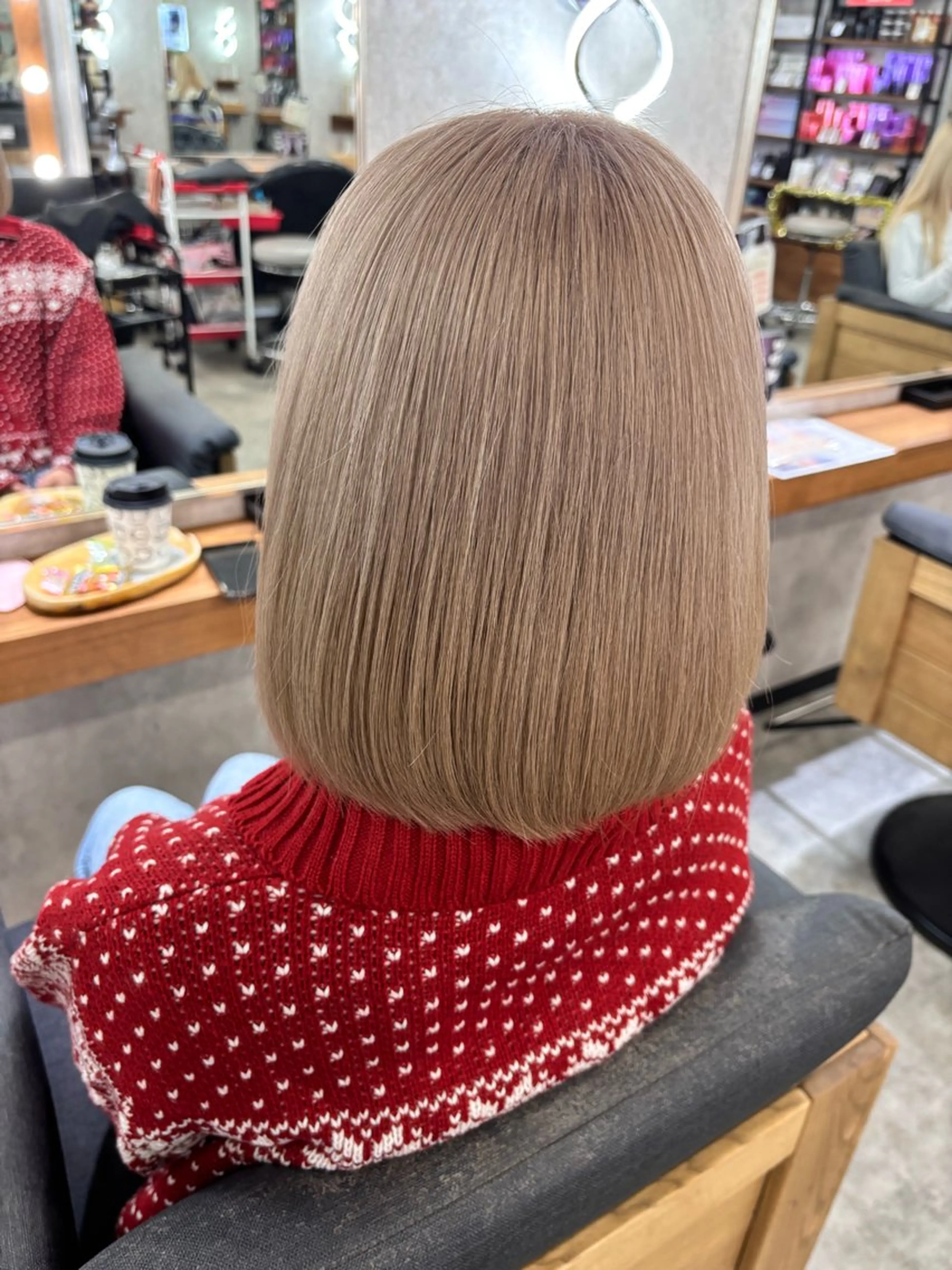 ミディアム ヘアカラー MOURI CHISATOのヘアスタイル