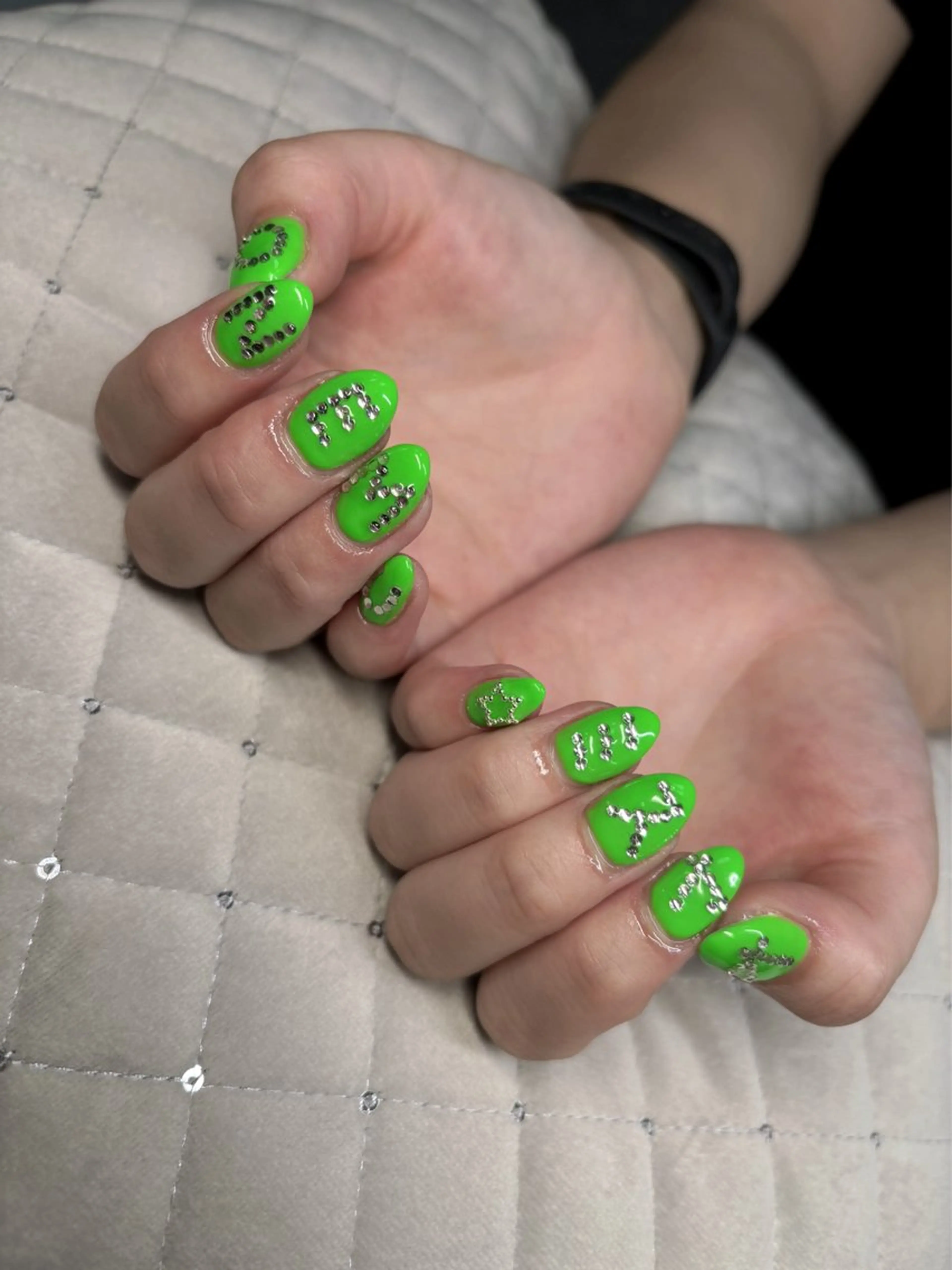 ネイル ハンドネイル STELLA ✩のネイルデザイン