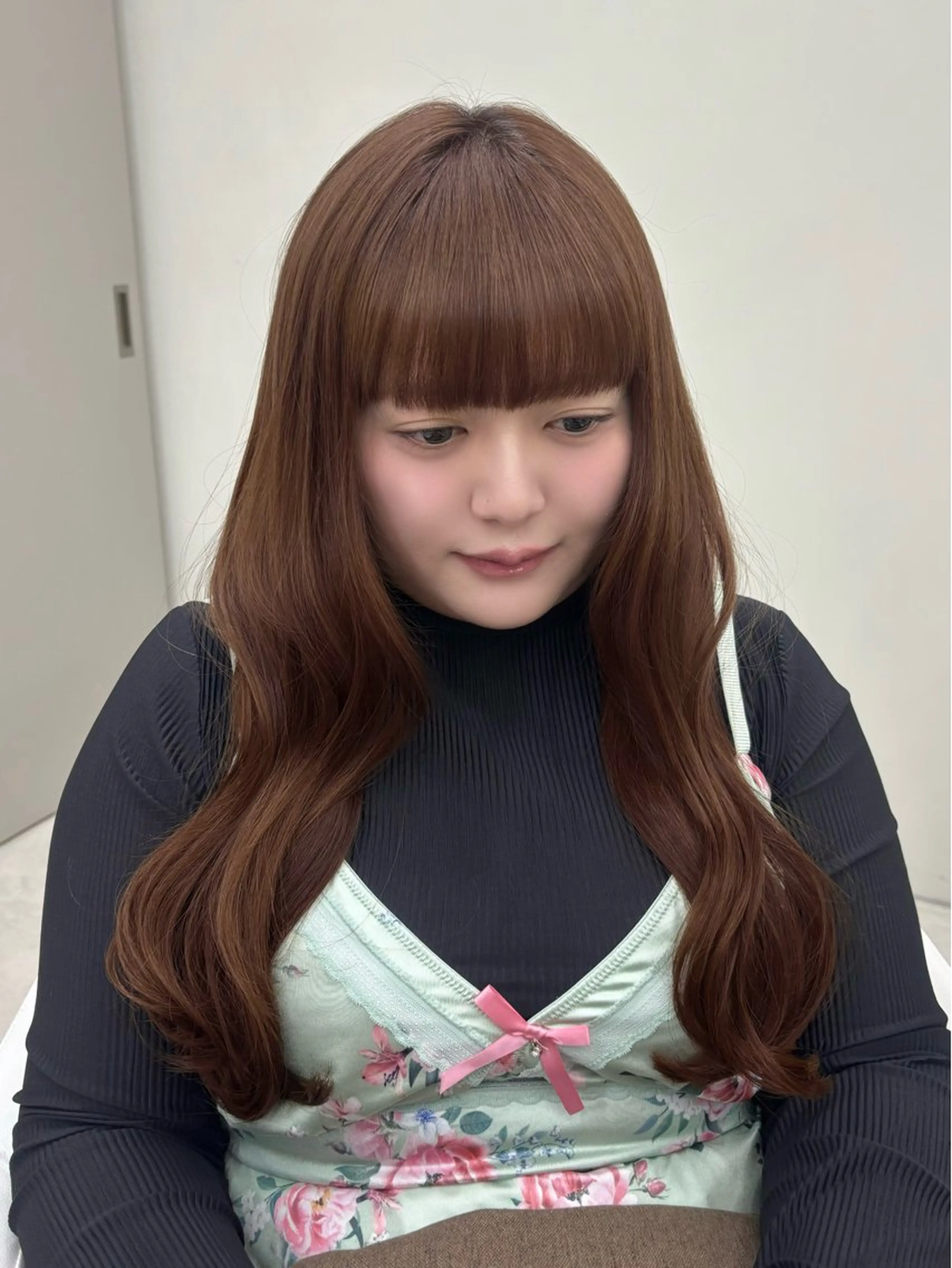 カラー 藤原 亜美果のヘアスタイル