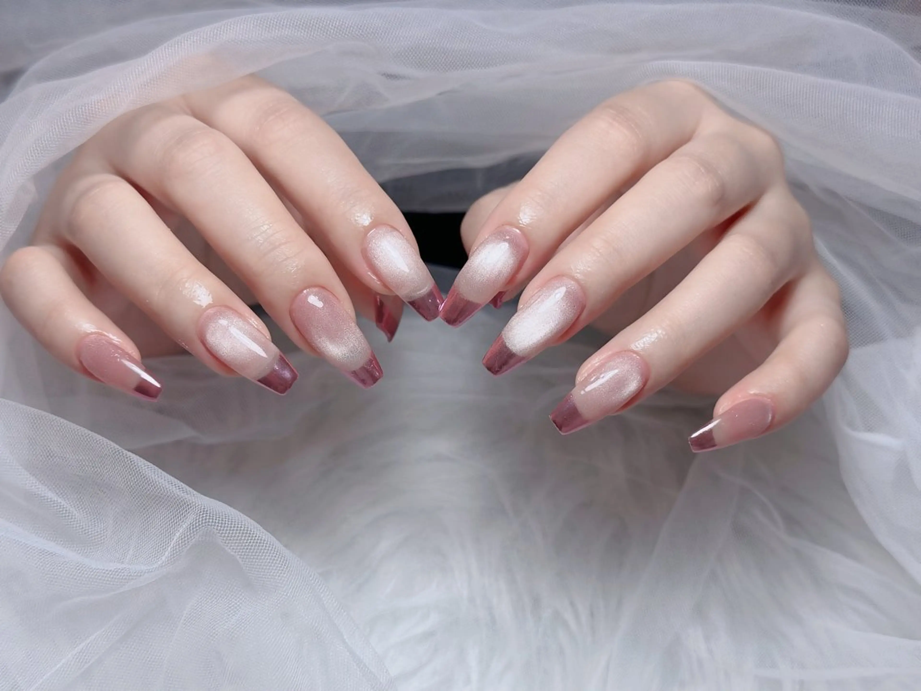 ネイル フレンチネイル マグネットネイル ミラーネイル ハンドネイル Aimee Nail Studioのネイルデザイン