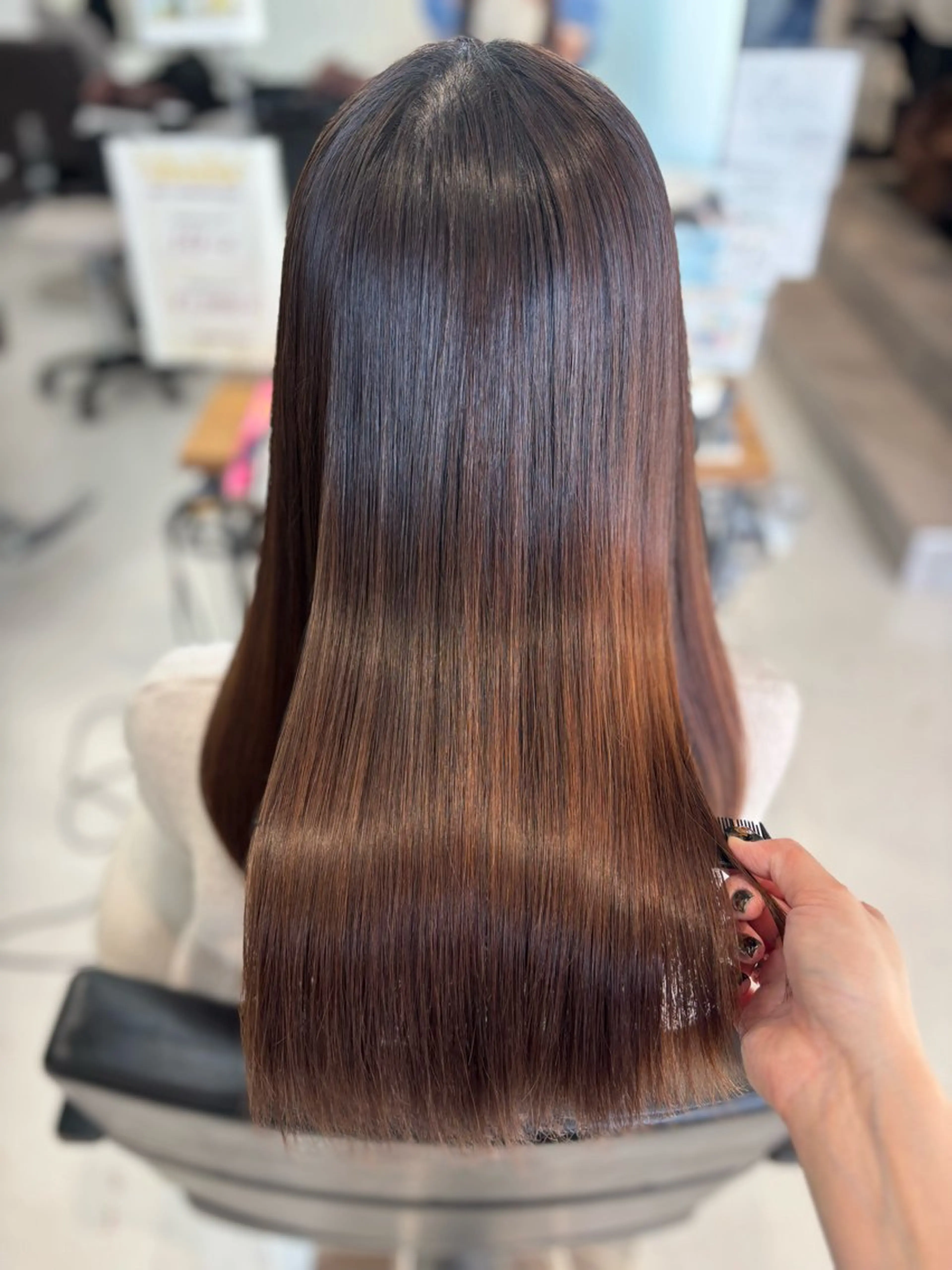 ロング 縮毛矯正 MANA艶髪 暖色カラー/髪質改善のヘアスタイル