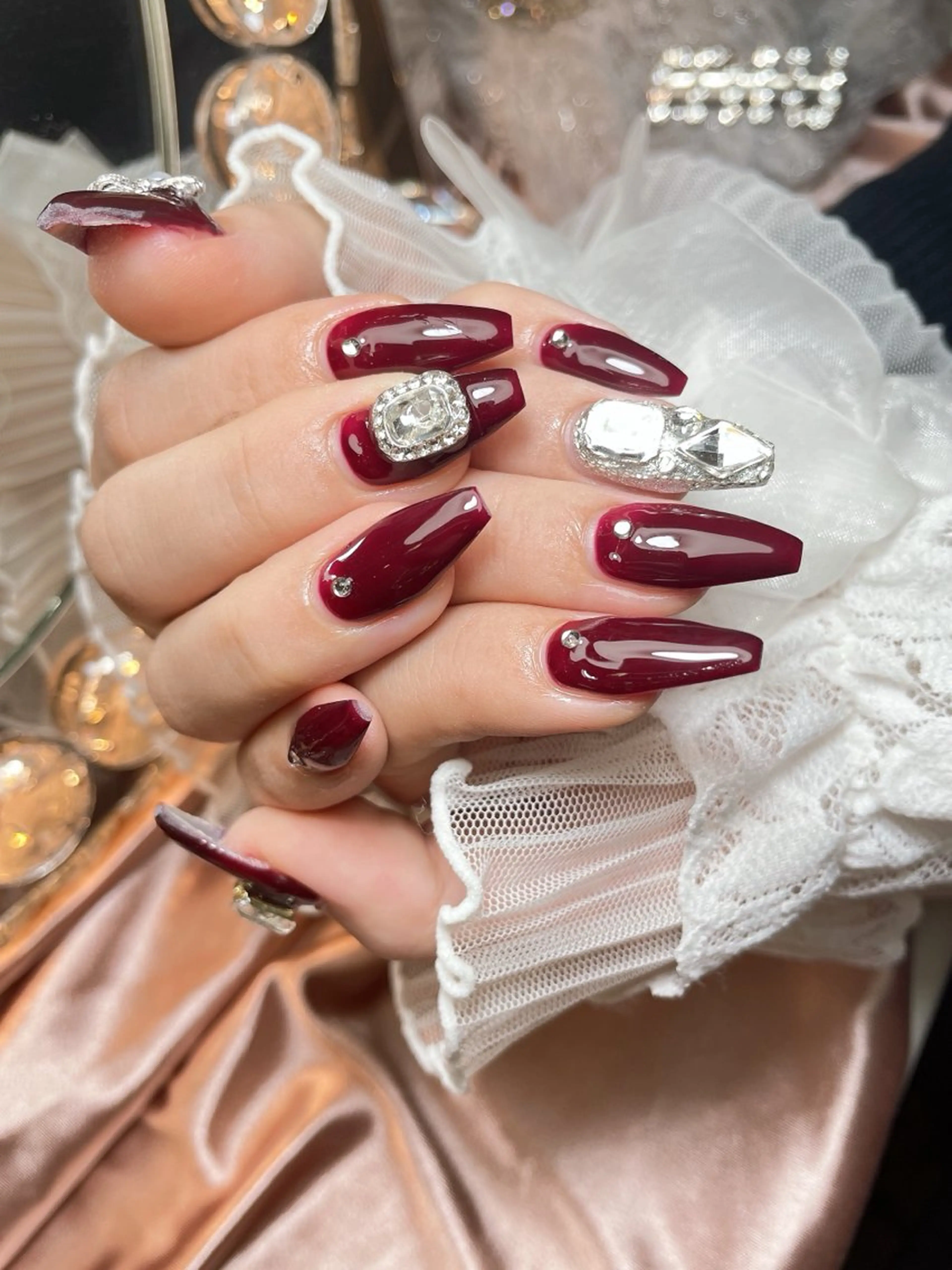 ネイル 23時まで❤︎韓国、 ワンホンネイルのネイルデザイン