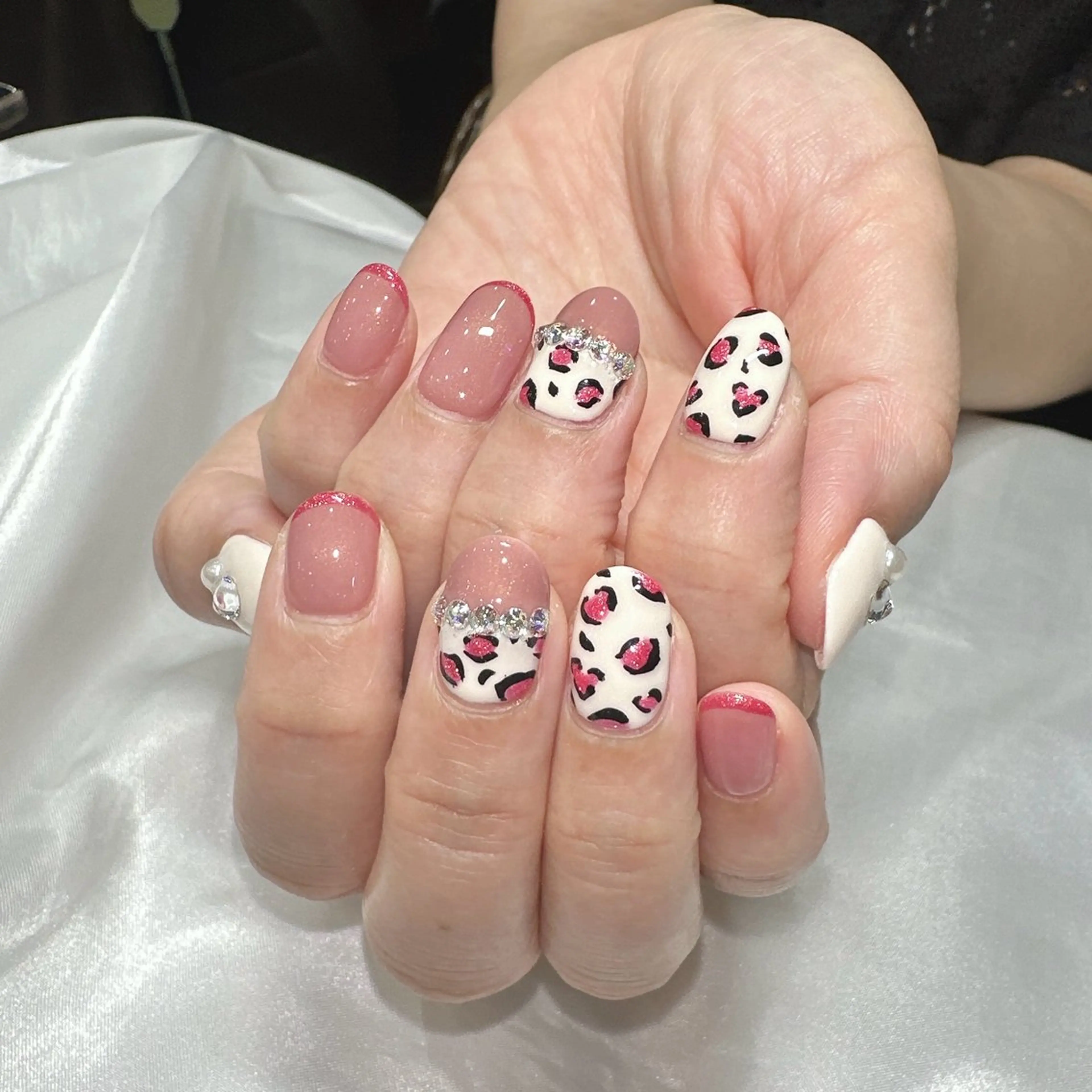 ネイル éclat所属・éclat エクラのネイルデザイン