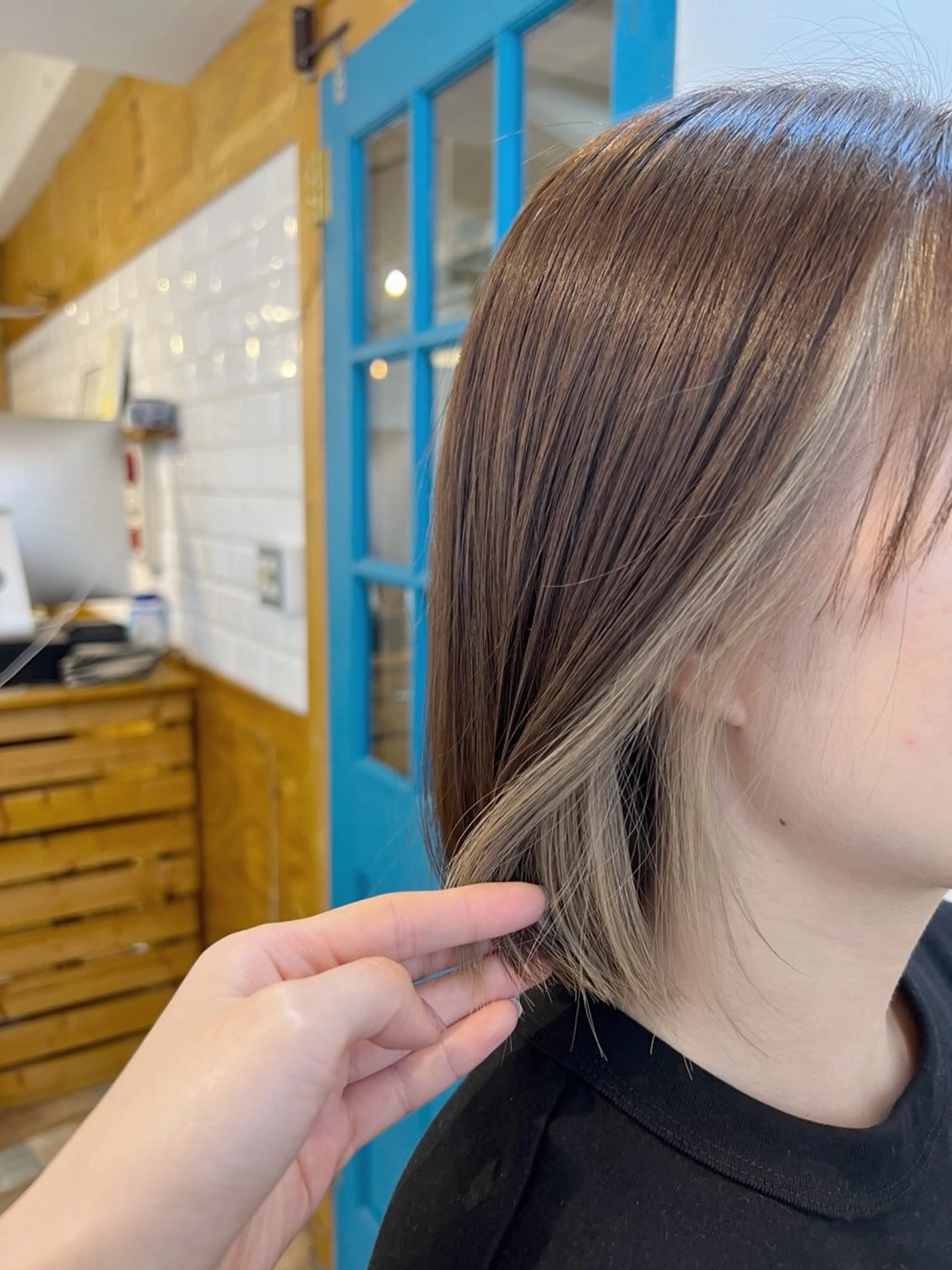 ショート カラー デザインカラー イヤリングカラー ハイライトカラー ボブ 顔周りカット カット ヘアカラー トリートメント KANA/ボブ/ インナーカラー/艶髪のヘアスタイル