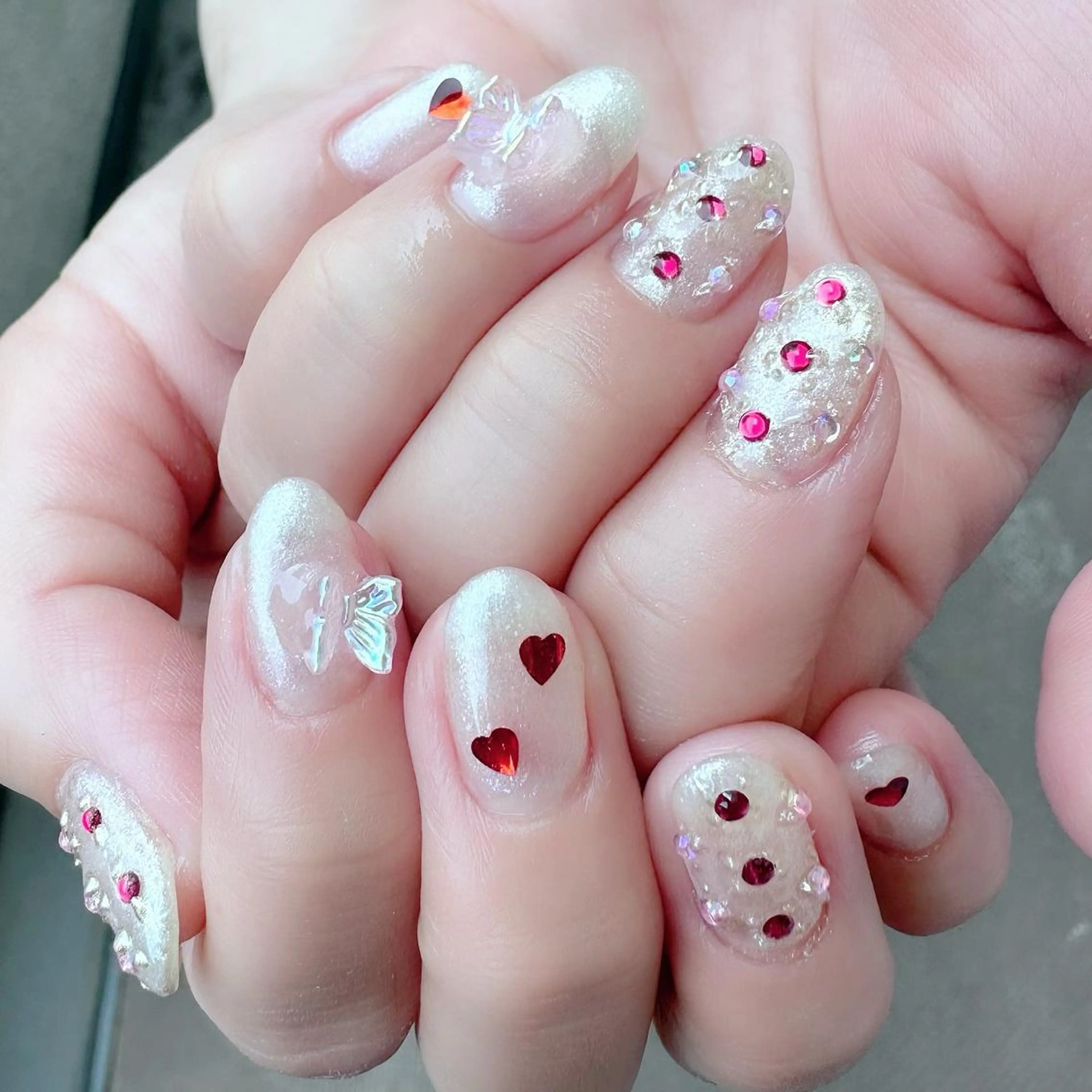 ネイル 新山 聖のネイルデザイン