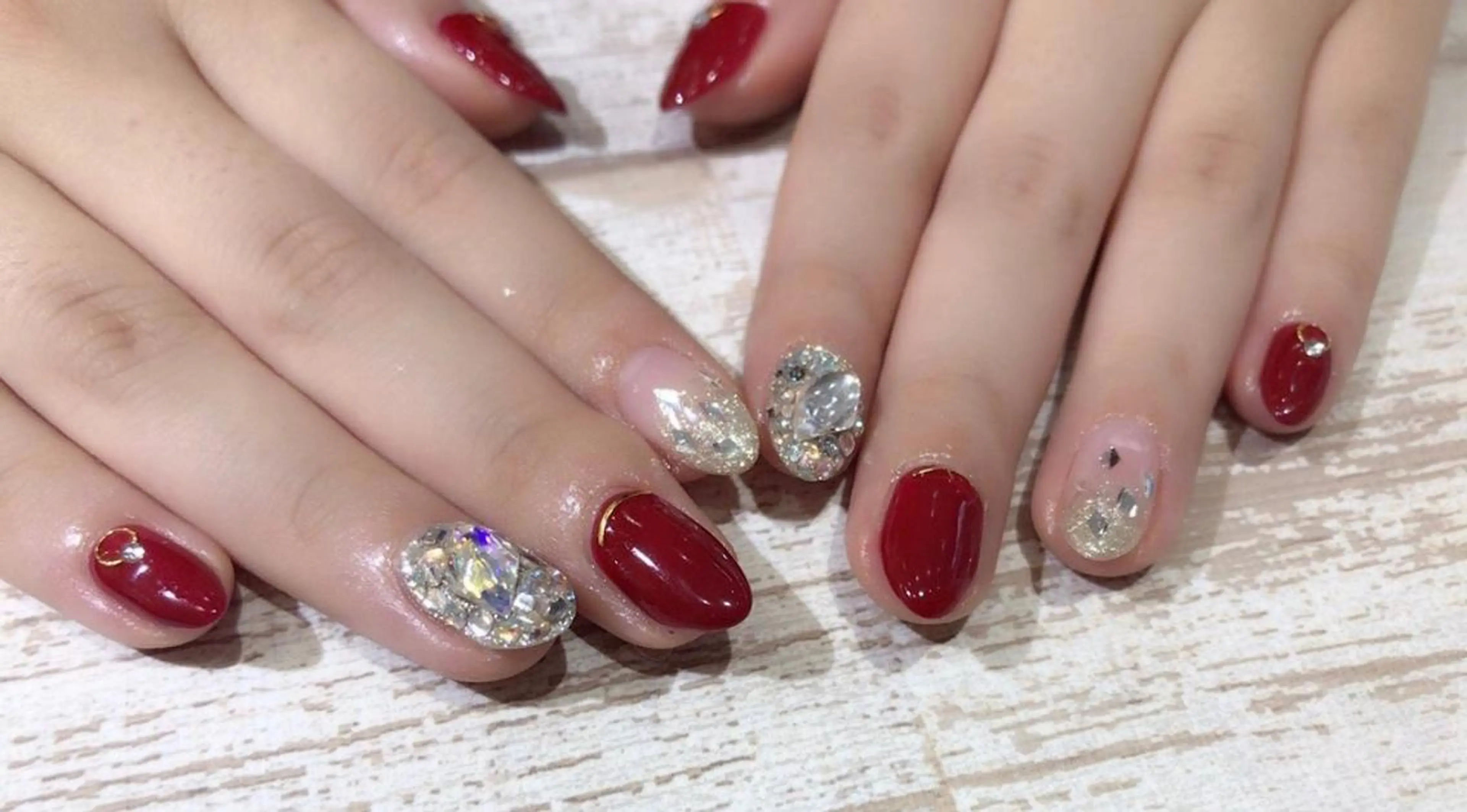 ネイル ボルドー Lino+ ネイル&よもぎ蒸しのネイルデザイン