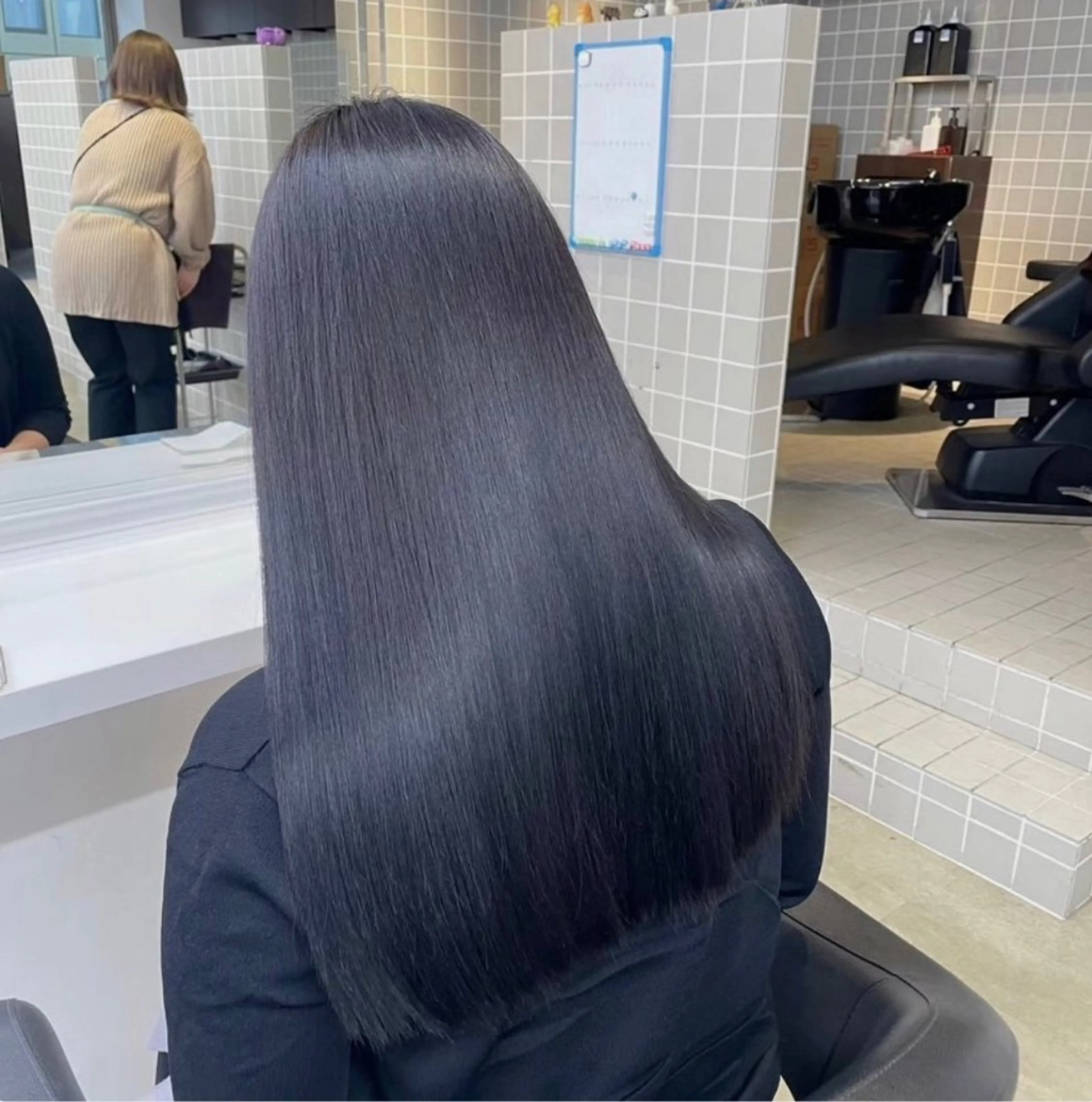 カラー 🥣大人っぽ韓国 スタイル🥣アヤノのヘアスタイル