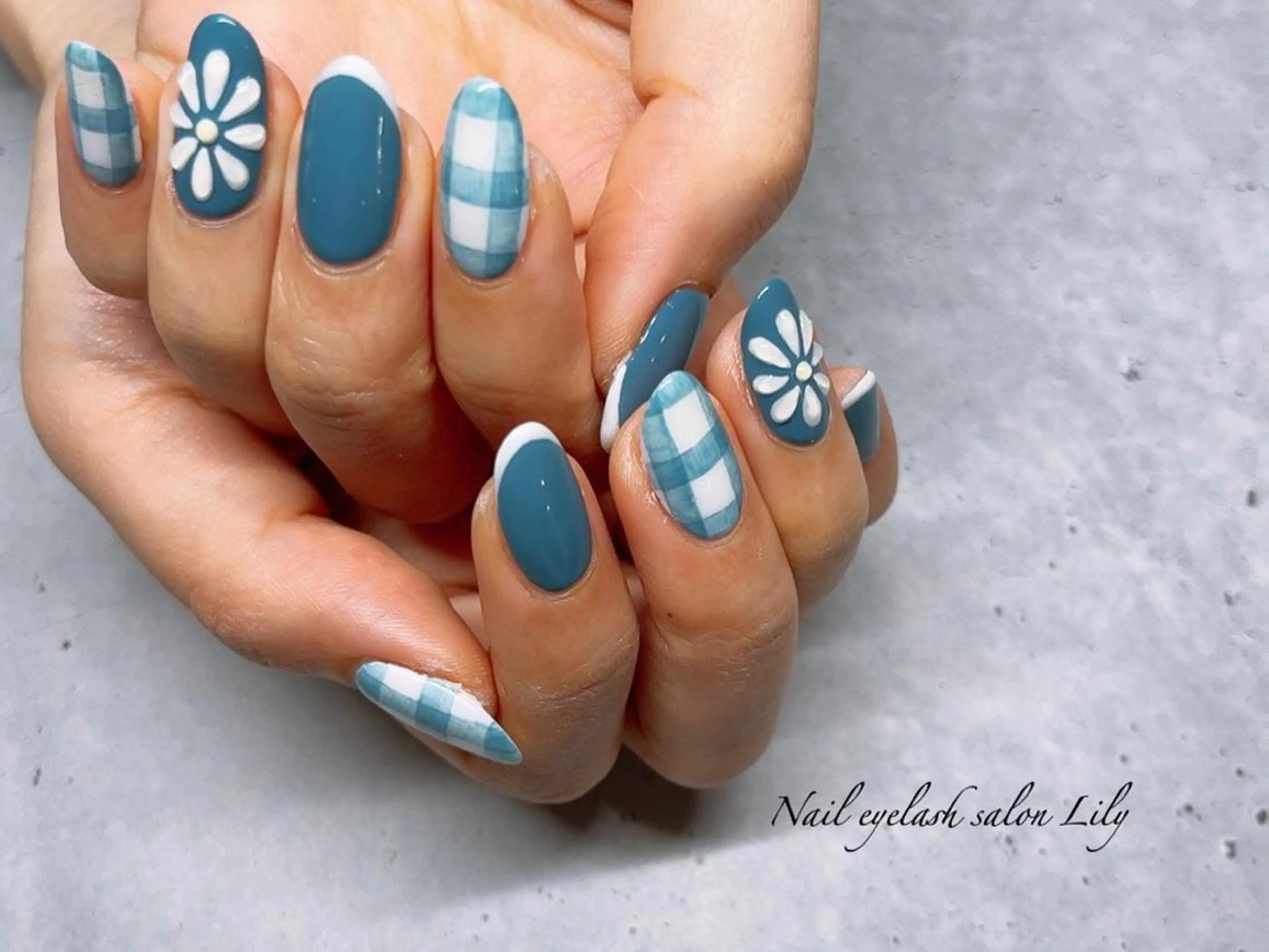 ネイル ジェルネイル nail Lilyのネイルデザイン