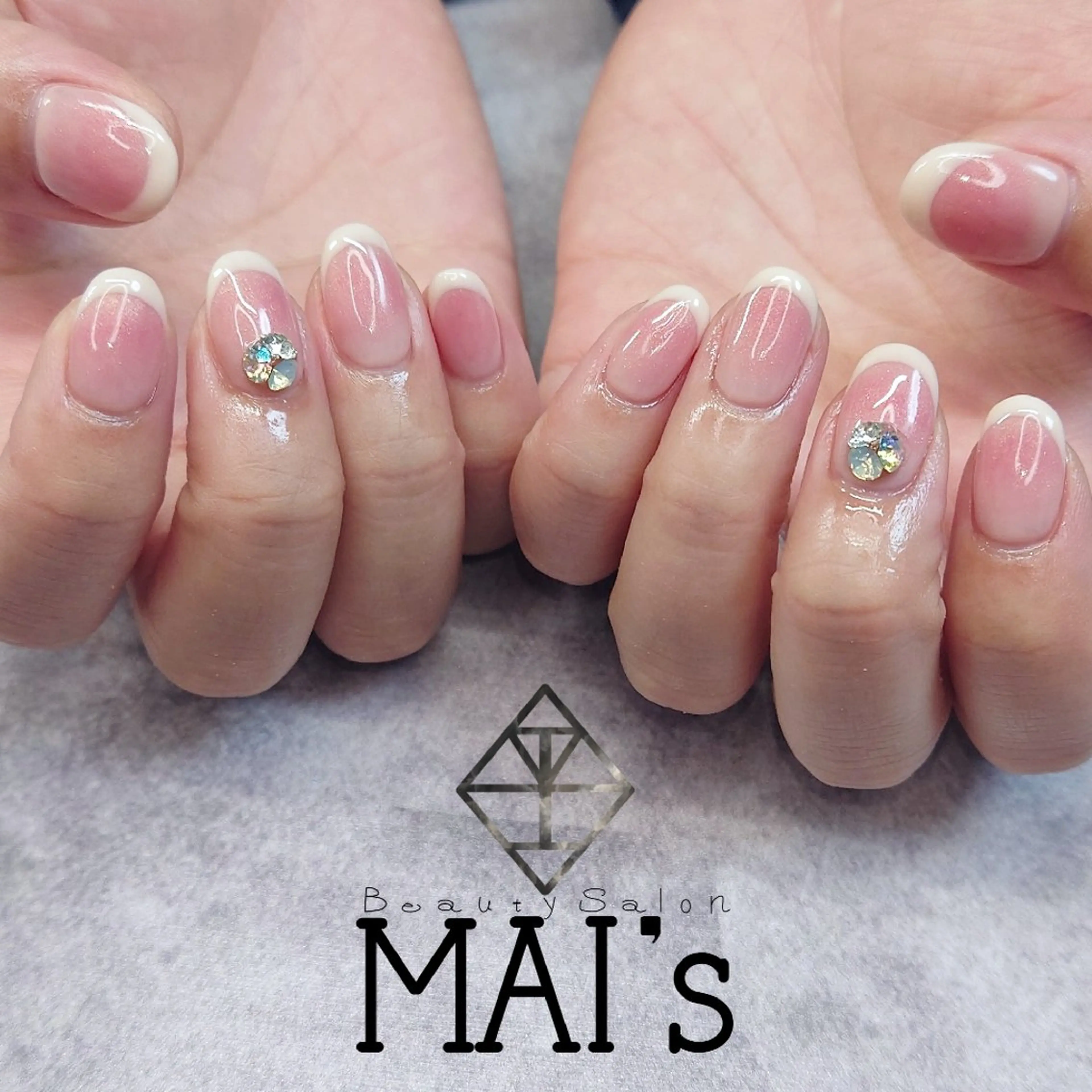 ネイル チークネイル フレンチネイル ハンドネイル ネイリスト Erinaのネイルデザイン