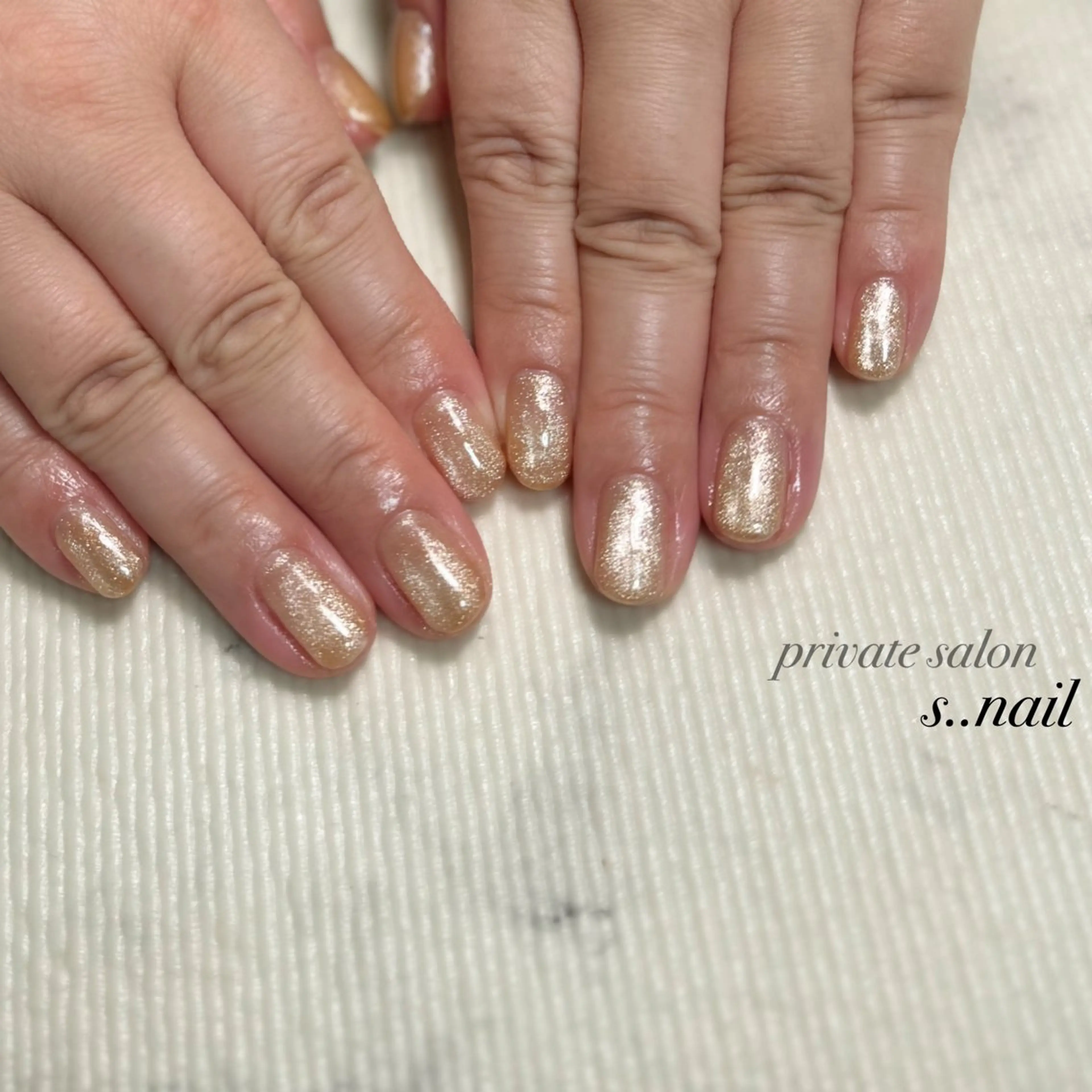 ネイル マグネットネイル ワンカラーネイル ハンドネイル フットネイル s..nail / MORITAのネイルデザイン