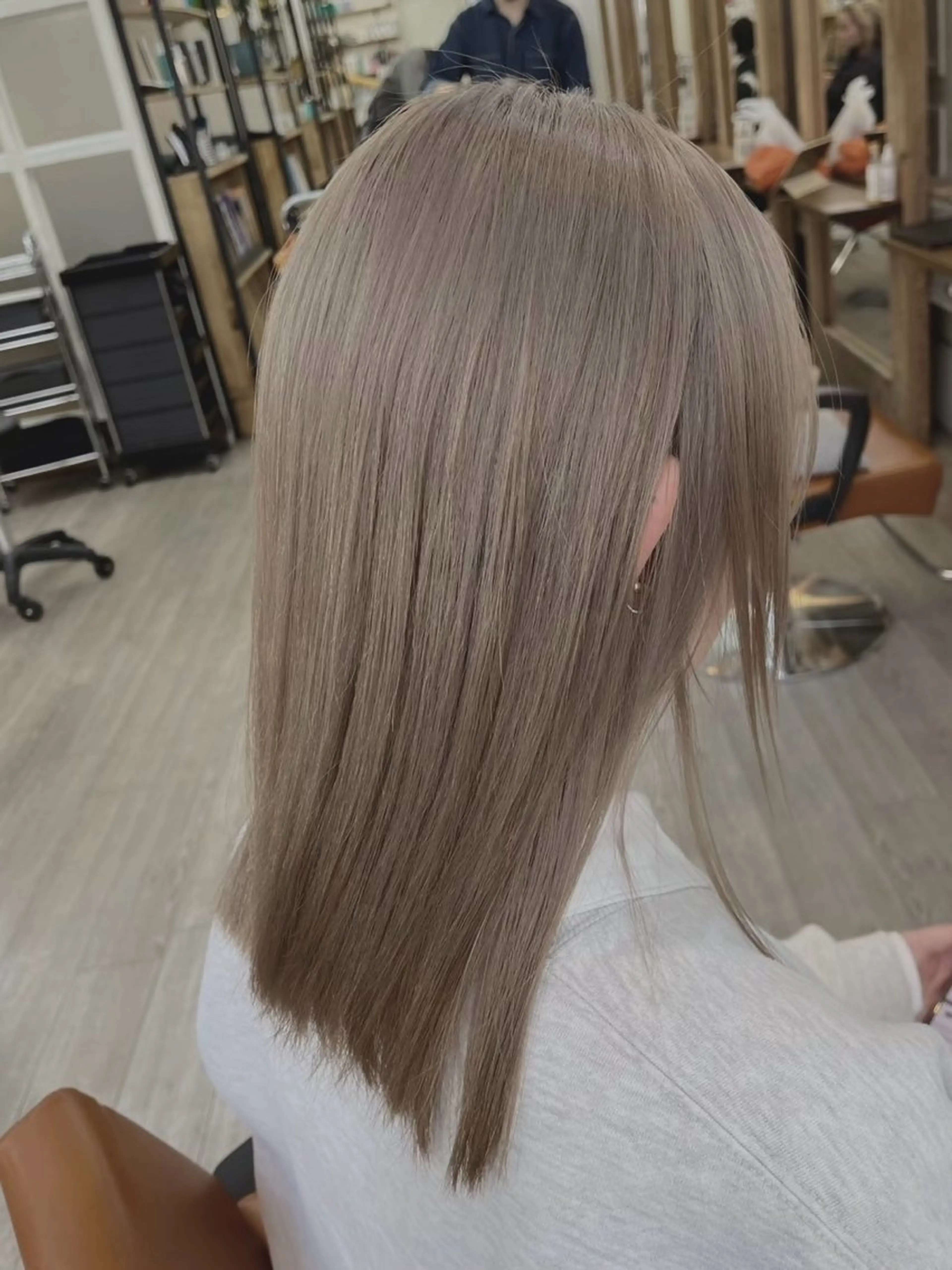 ミディアム カラー ヘアカラー hachiyama rinaのヘアスタイル