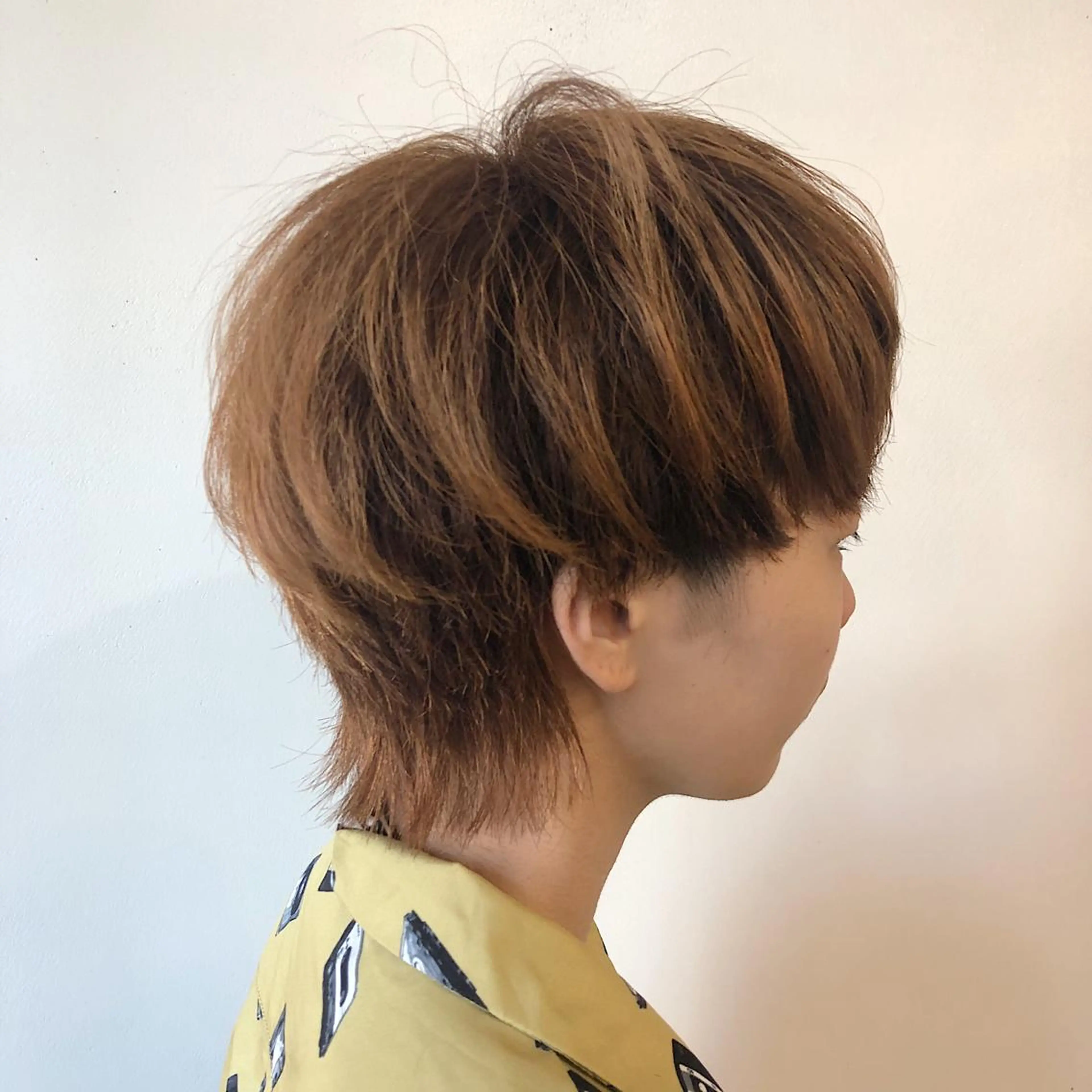 ショート カラー ウルフカット カット ヘアカラー h a k u 大倉 卓人のヘアスタイル