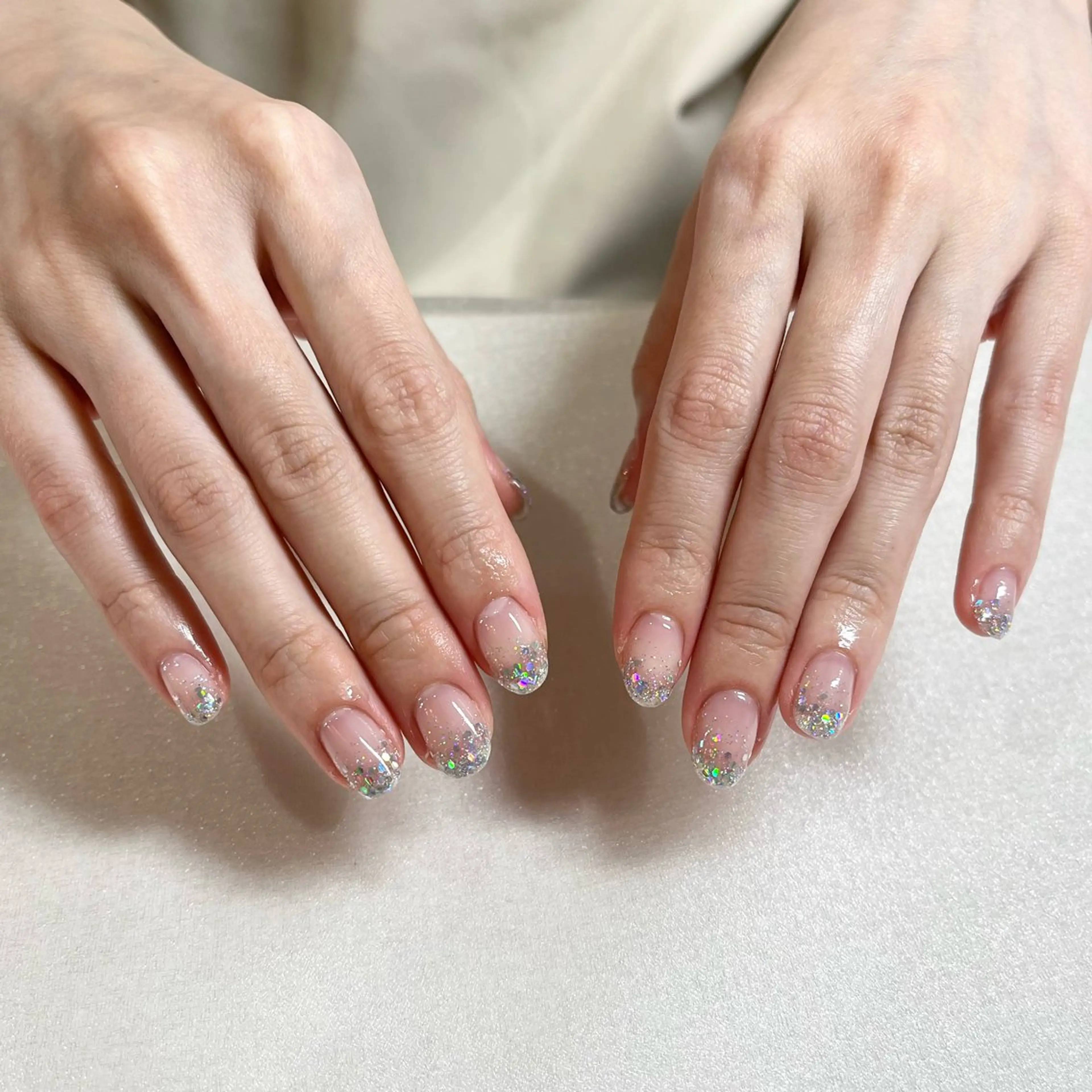 🍒オフ無しグラデーションネイル🍒(クリアベース)の写真