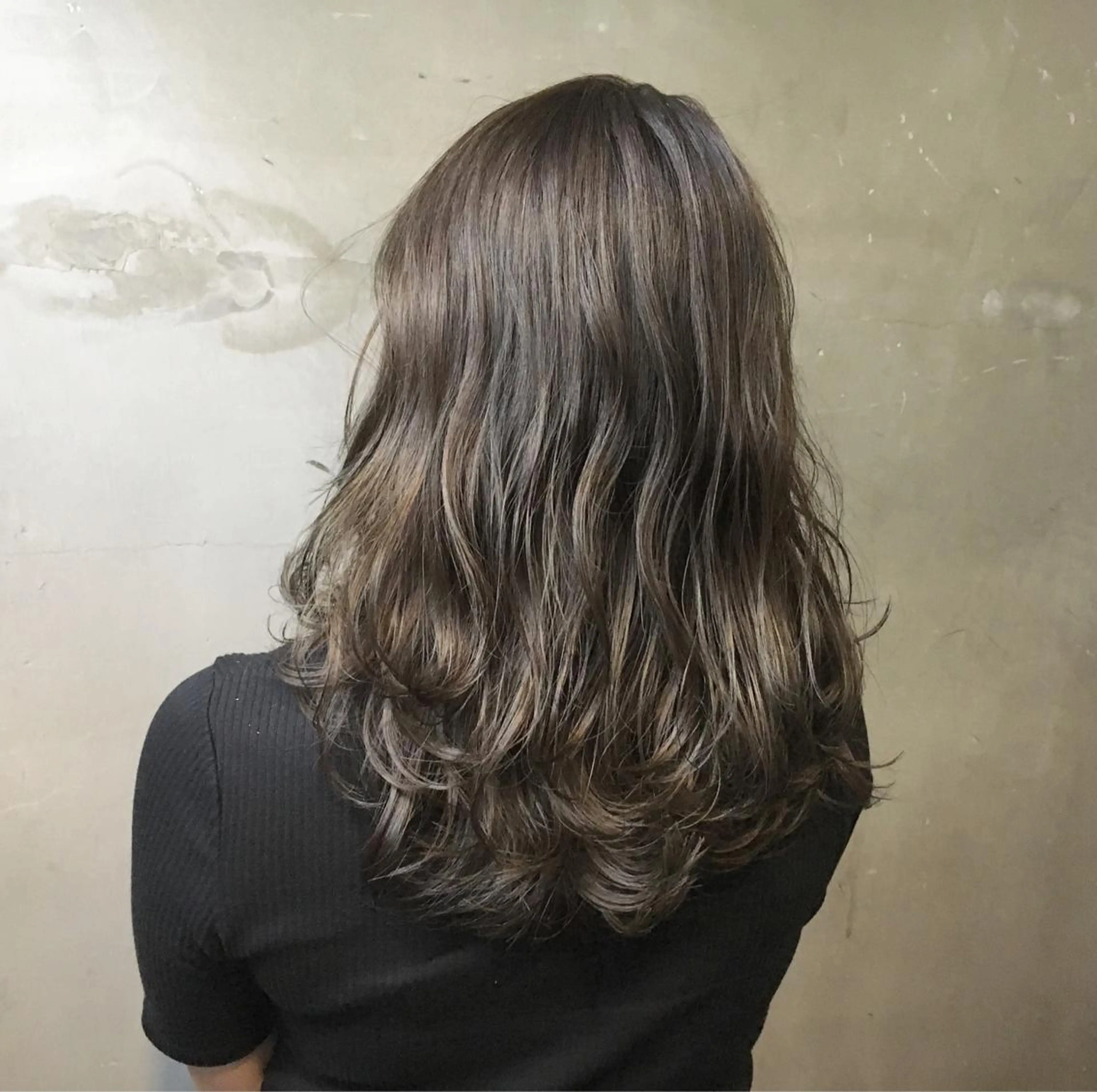 ミディアム カラー 牛山 静香のマツエク・マツパデザイン