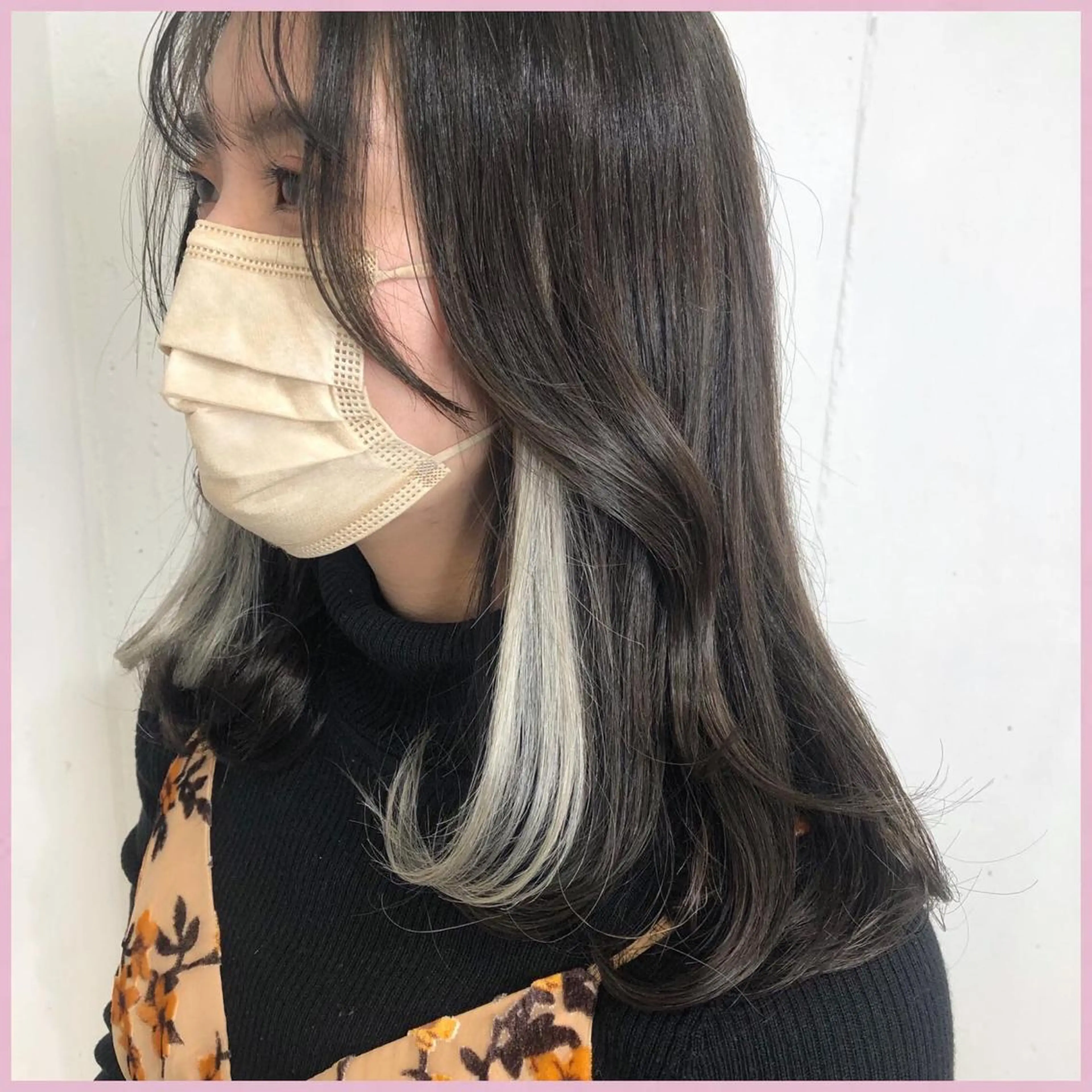 ロング カラー ヘアアレンジ 編み込みエクステ シールエクステ ベージュカラー イヤリングカラー インナーカラー カット エクステ ヘアセット 八巻 晴香のヘアスタイル