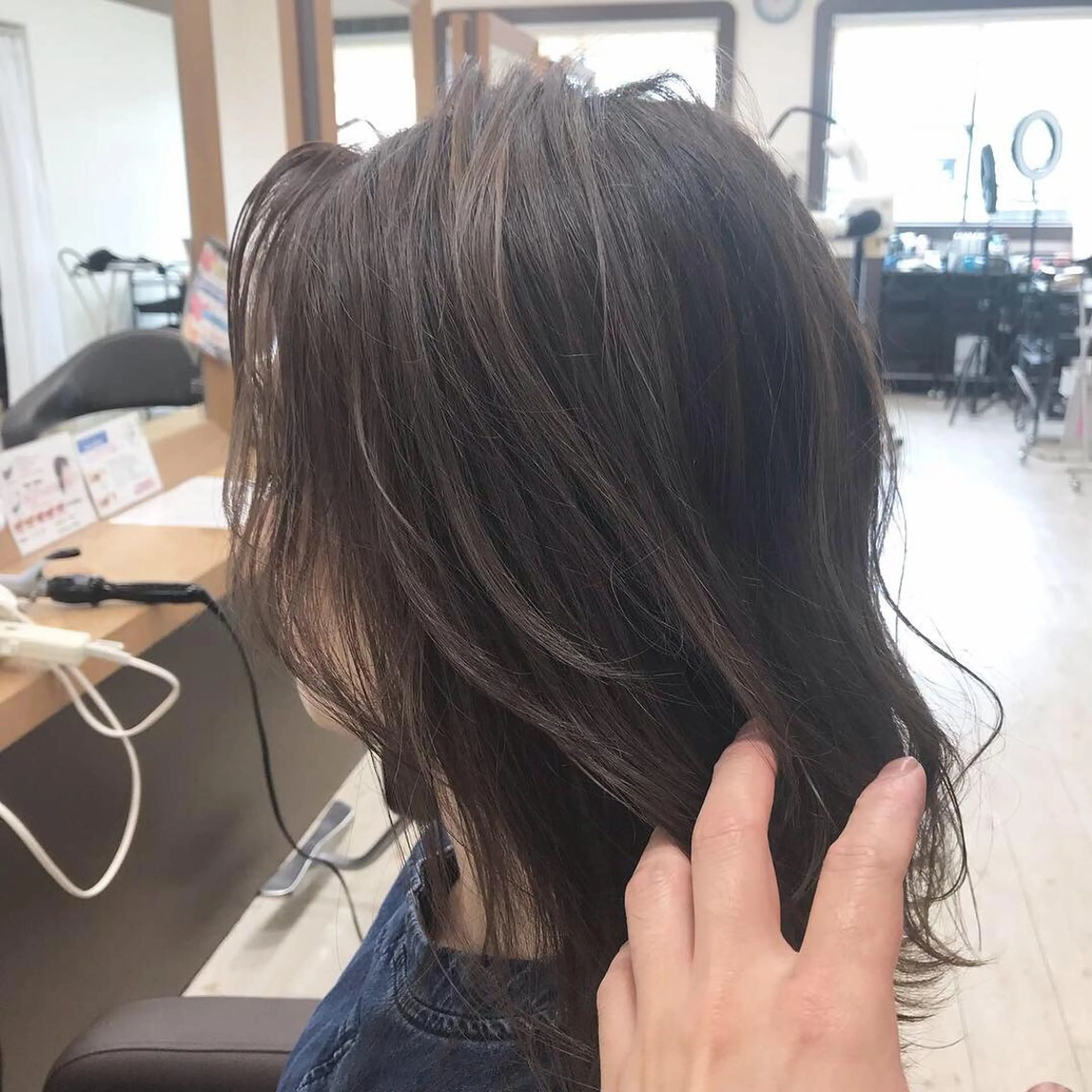 セミロング カラー カット ヘアカラー トリートメント Lien 深井店のヘアスタイル