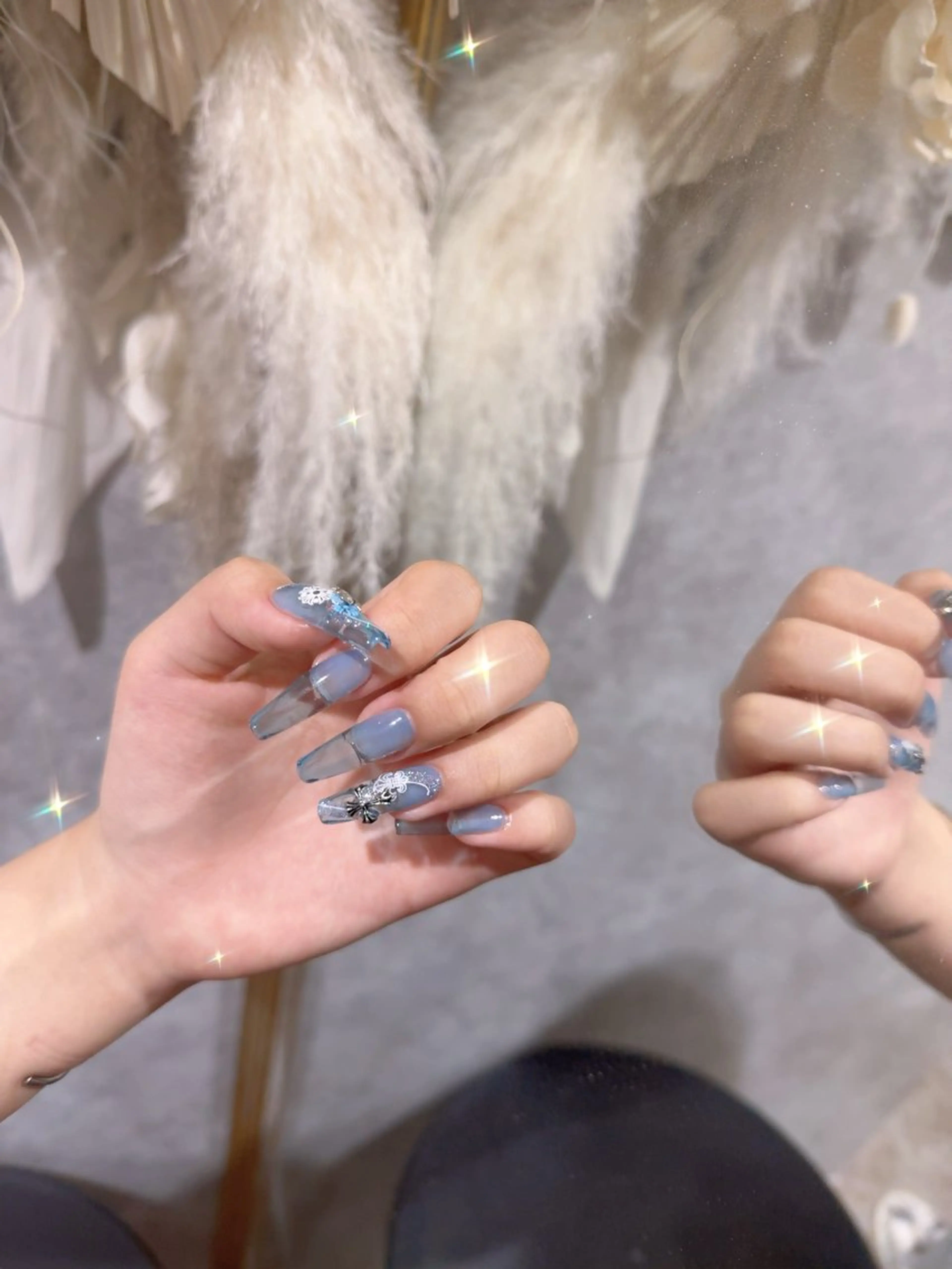 ネイル アートネイル emuなんば HONOKAのネイルデザイン