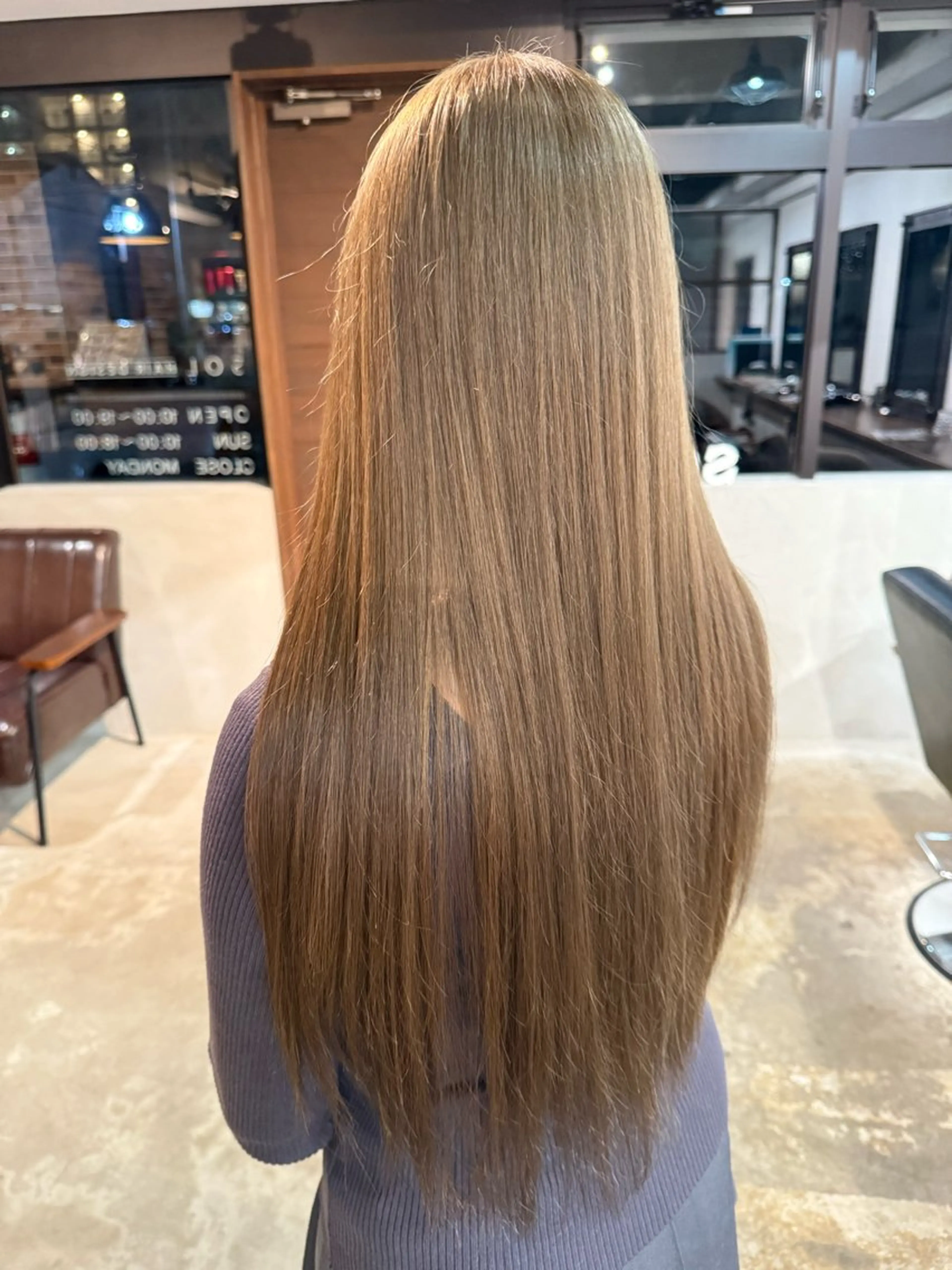 カラー ベージュカラー オリーブベージュ 木村 朱里のヘアスタイル