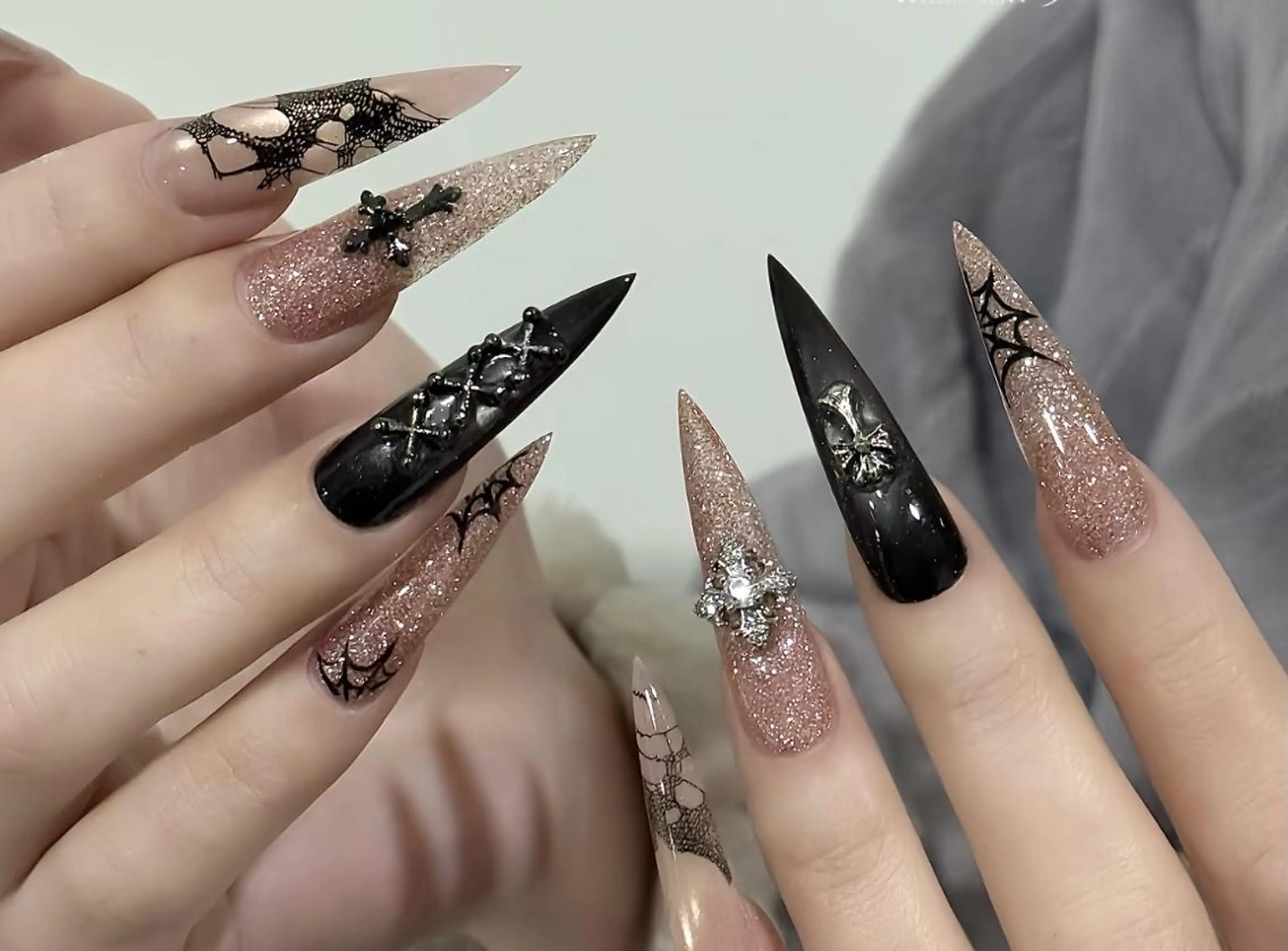 ネイル ハンドネイル 🎀 Ayaka_nailのネイルデザイン