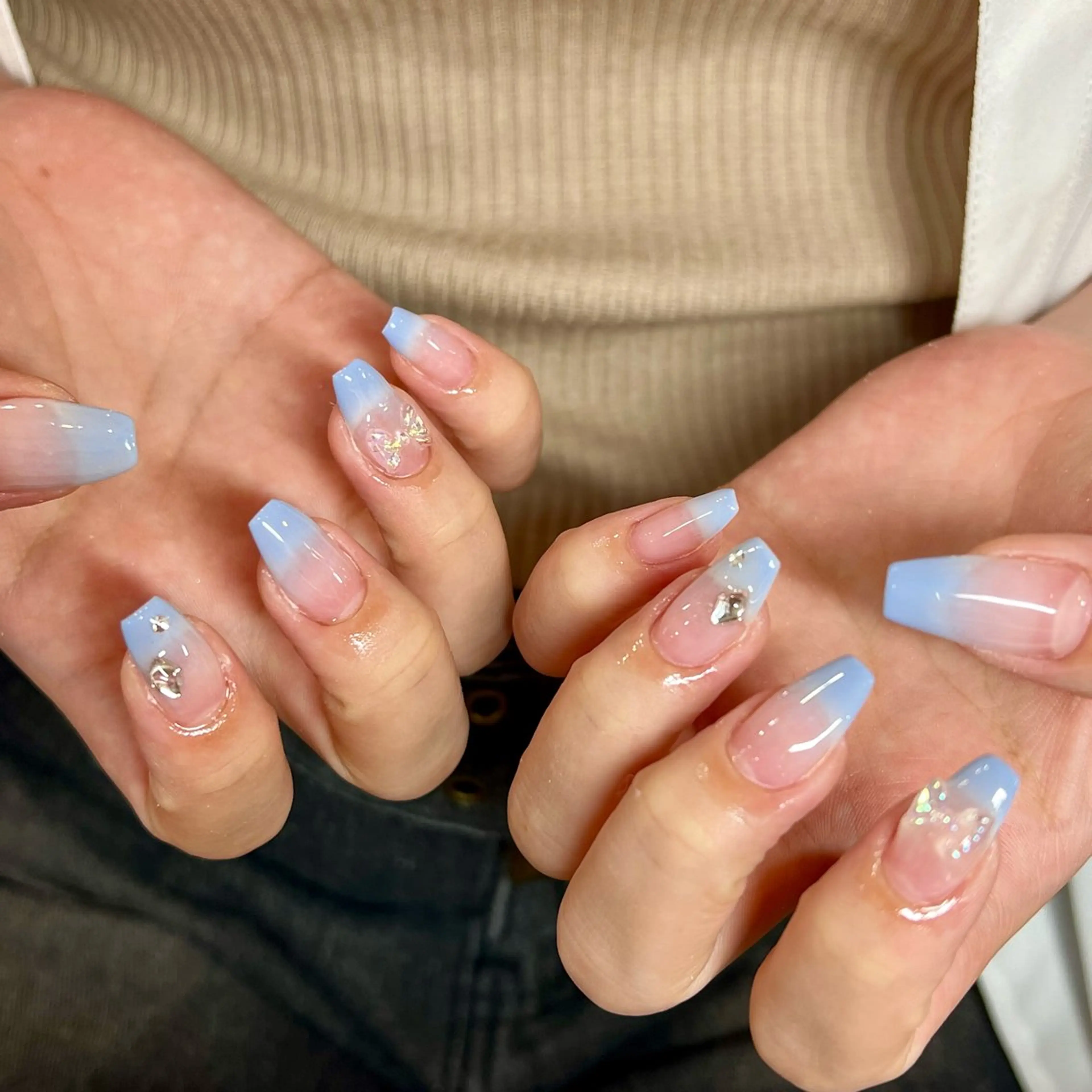 ネイル ハンドネイル 新井 風花のネイルデザイン