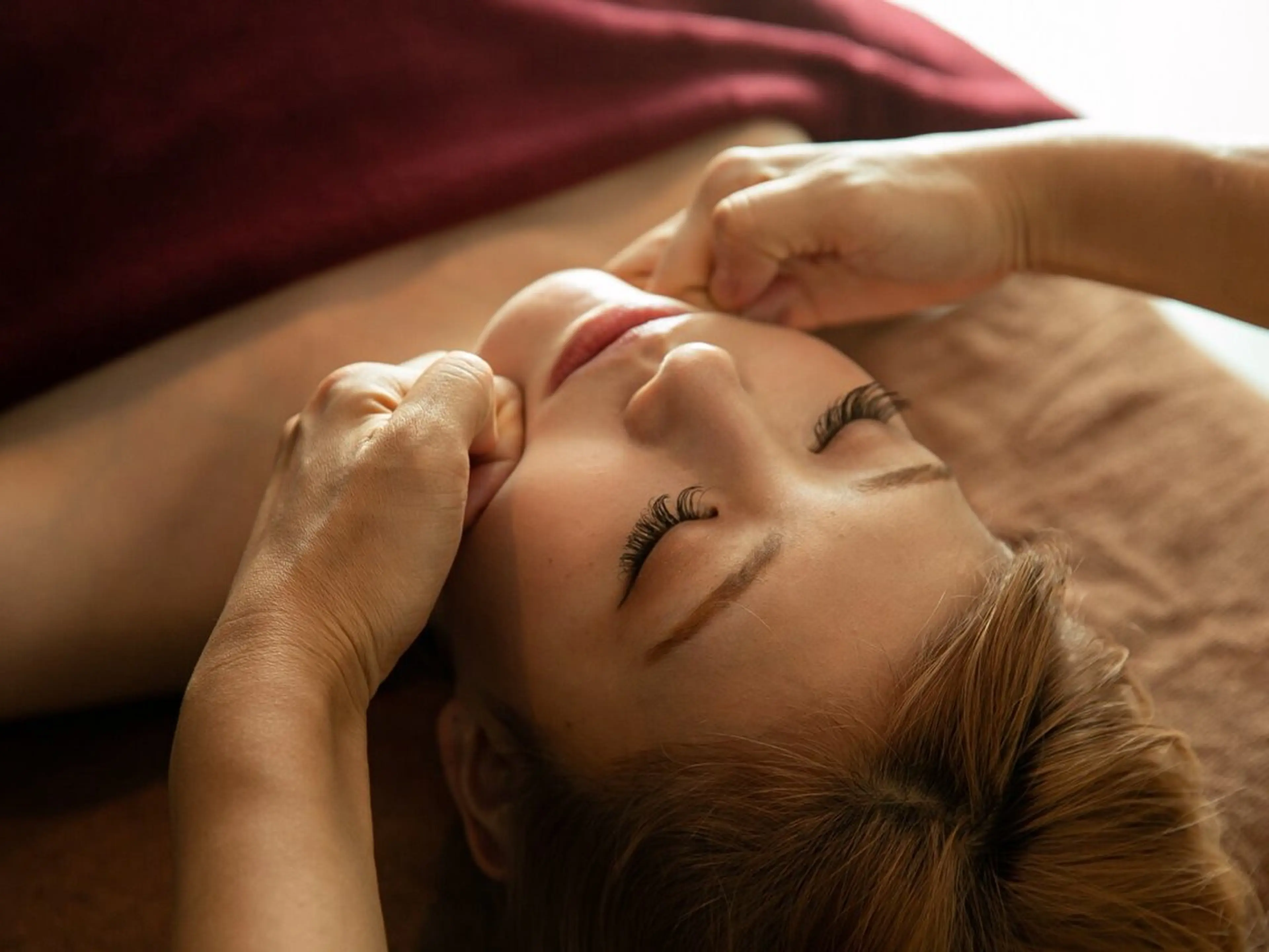 【小顔コルギ＋毛穴洗浄 70分】小顔と美肌の欲張り人気コース✨¥5500の写真