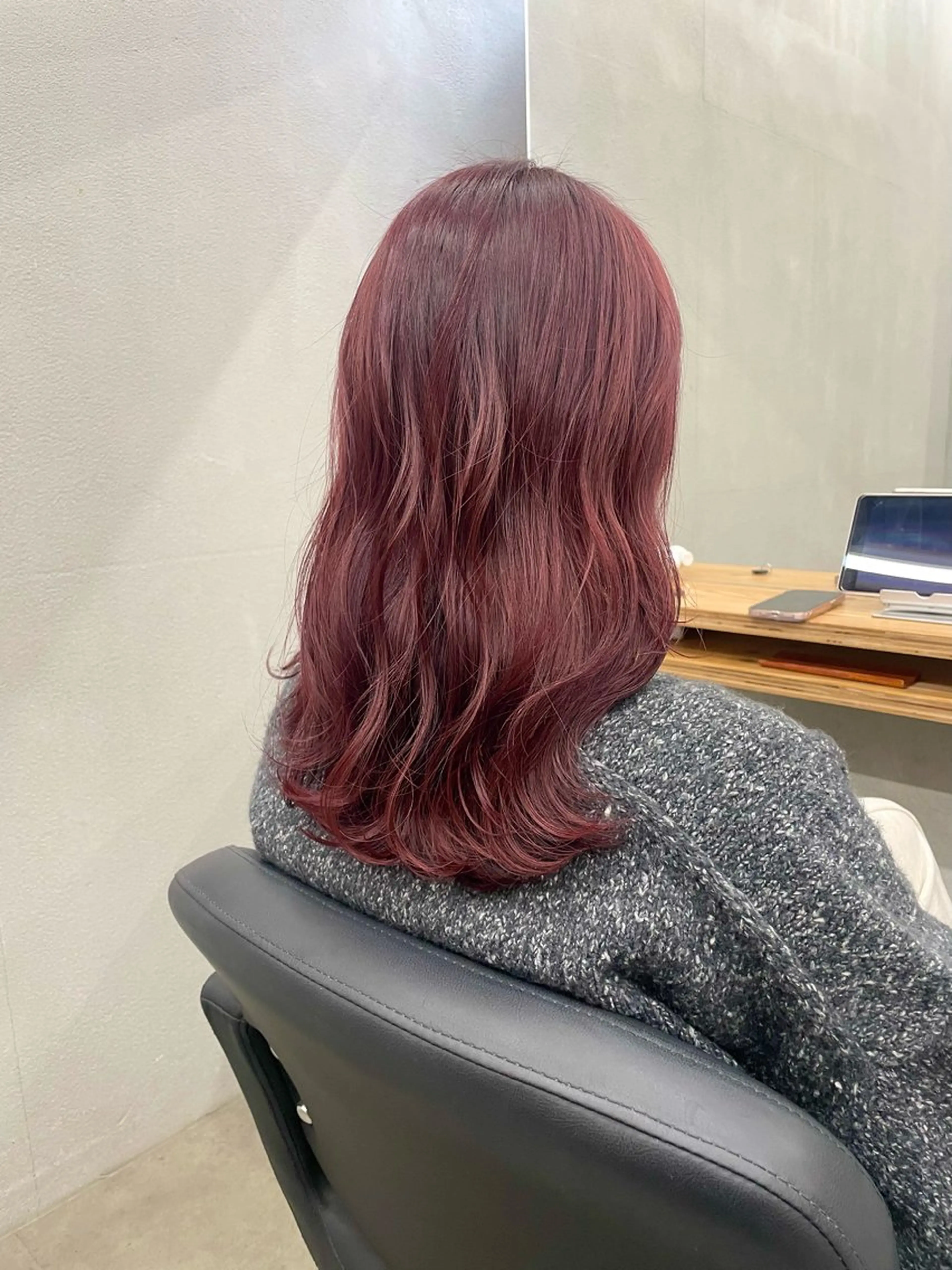 ミディアム カット ヘアカラー トリートメント ひより ／Nのヘアスタイル