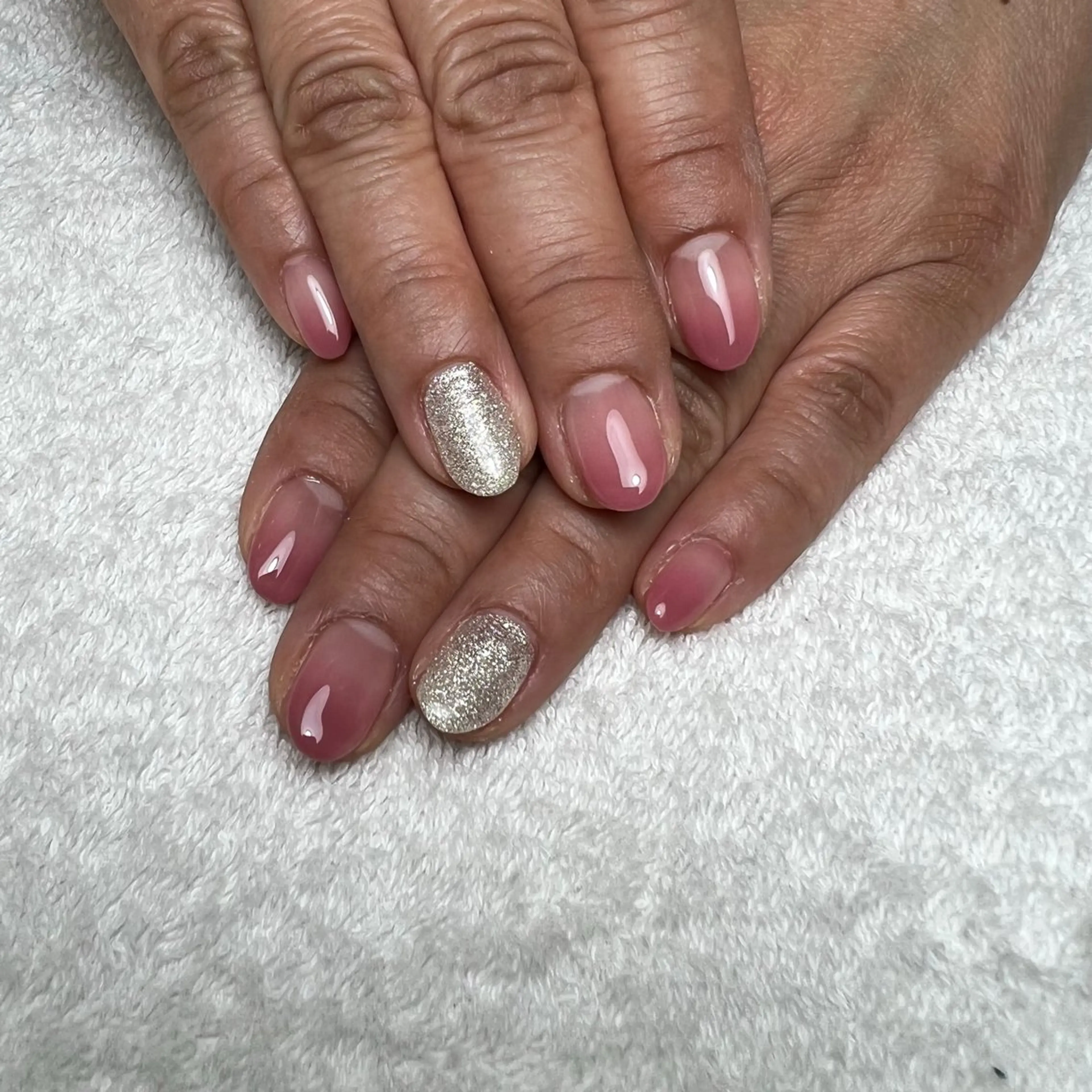 ネイル グラデーション シンプルネイル ハンドネイル COCO+所属・COCO +のエステ・リラクイメージ