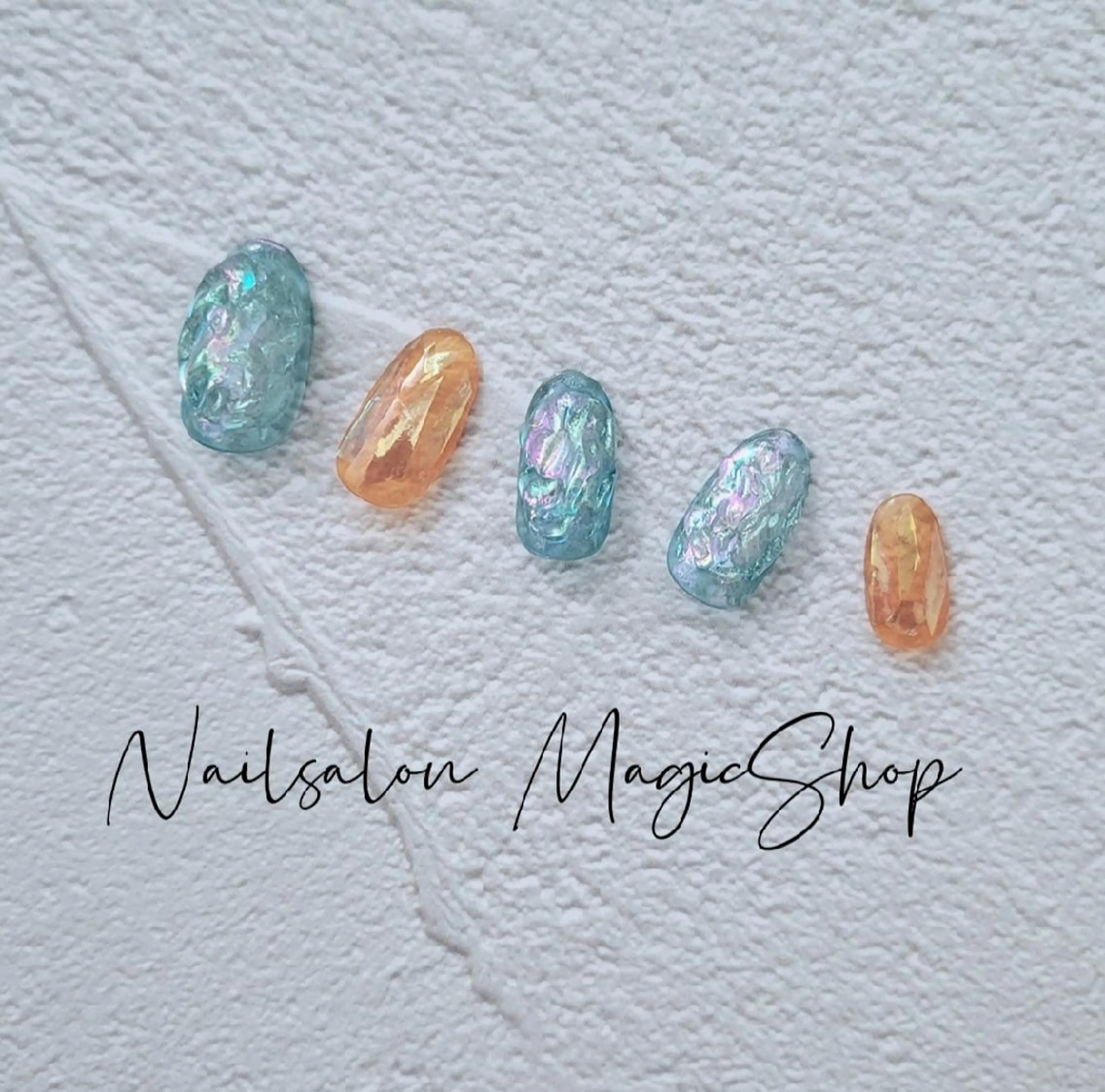ネイル オーロラネイル ジェルネイル キラキラネイル ミラーネイル ソフトジェル ハンドネイル Nailsalon MagicShopのネイルデザイン