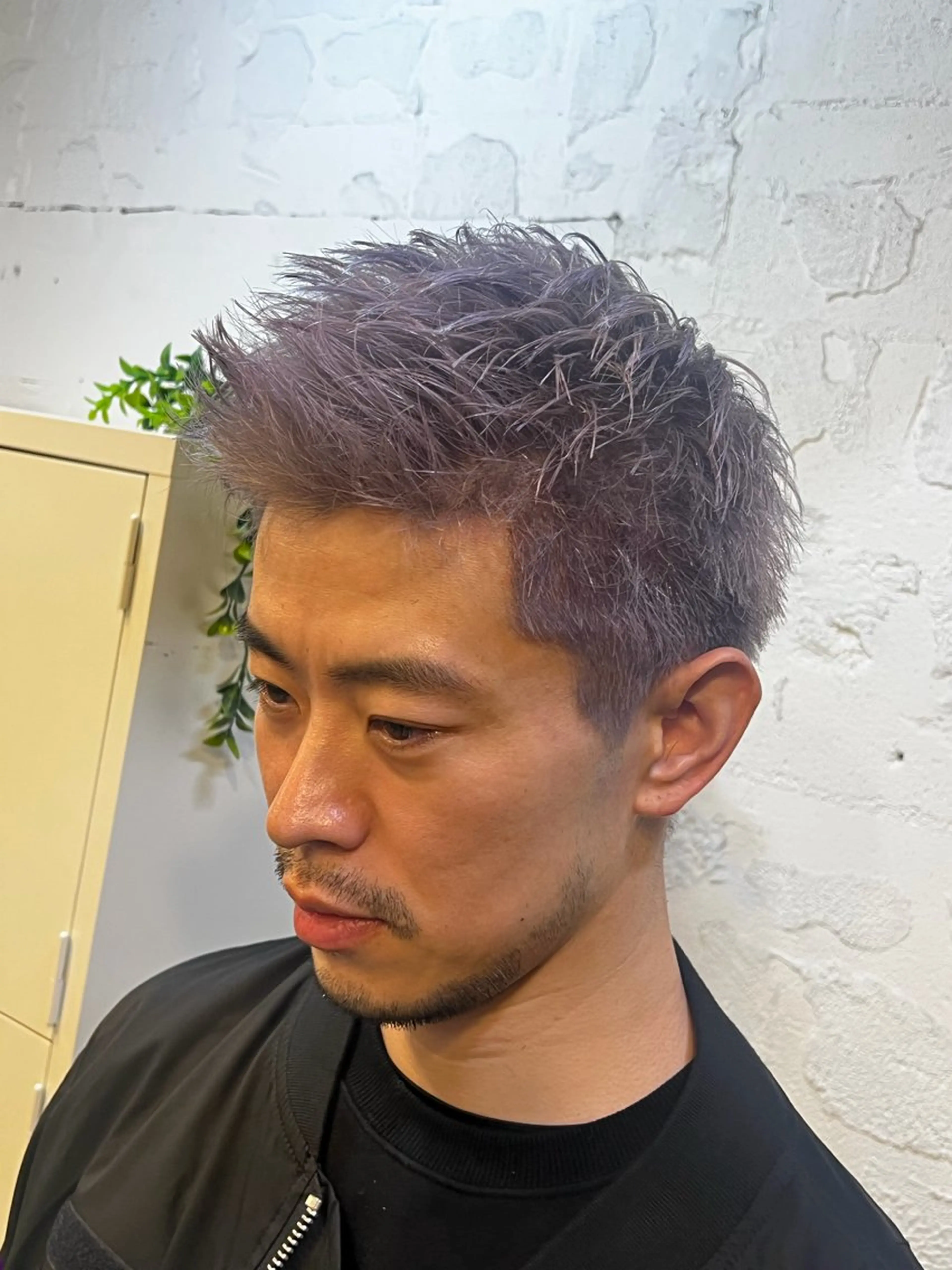 カラー メンズ カット ヘアカラー トリートメント ダブルカラー寒色系 ボリューム改善ハヤトのヘアスタイル