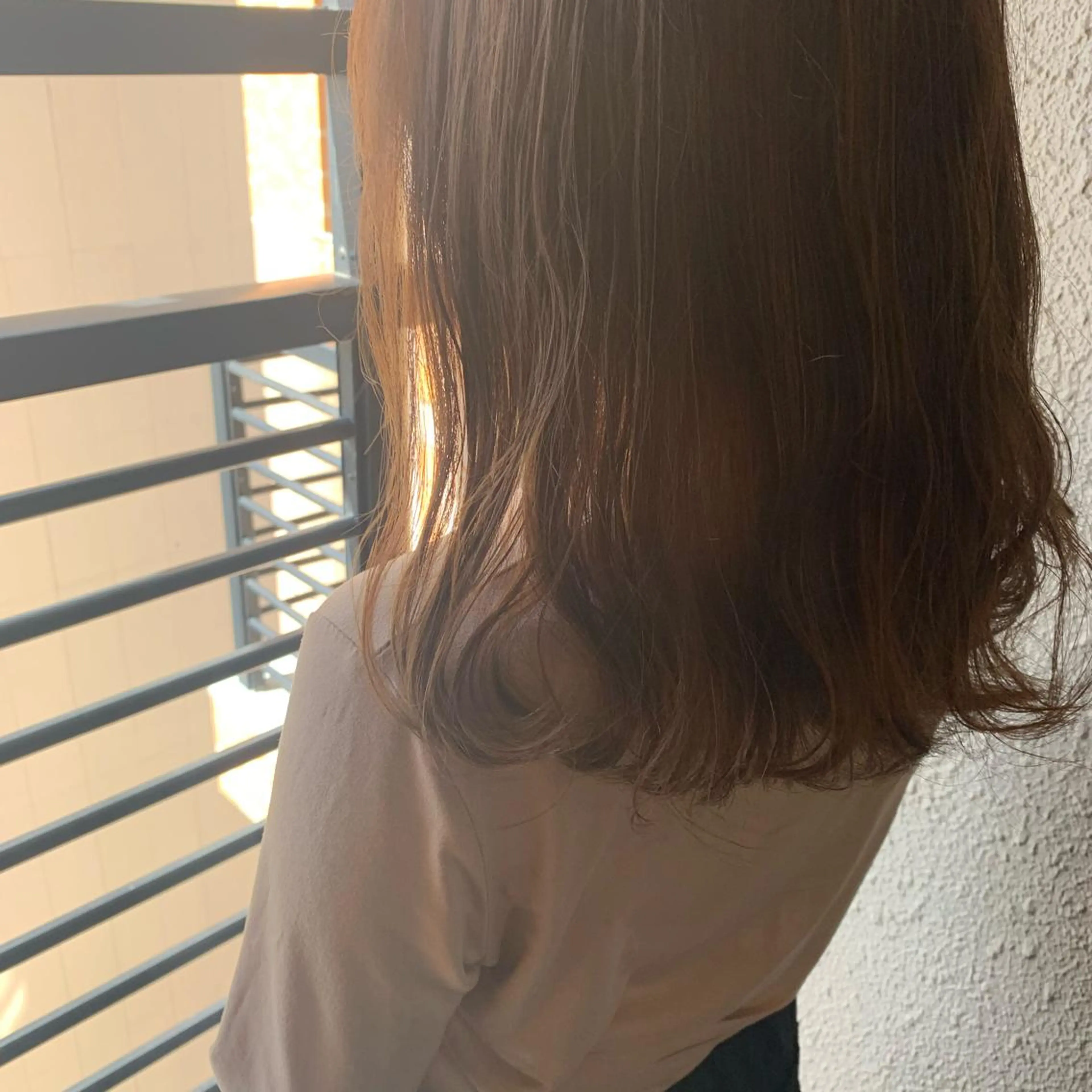 セミロング カラー ベージュカラー chouette/ 根本優希のヘアスタイル