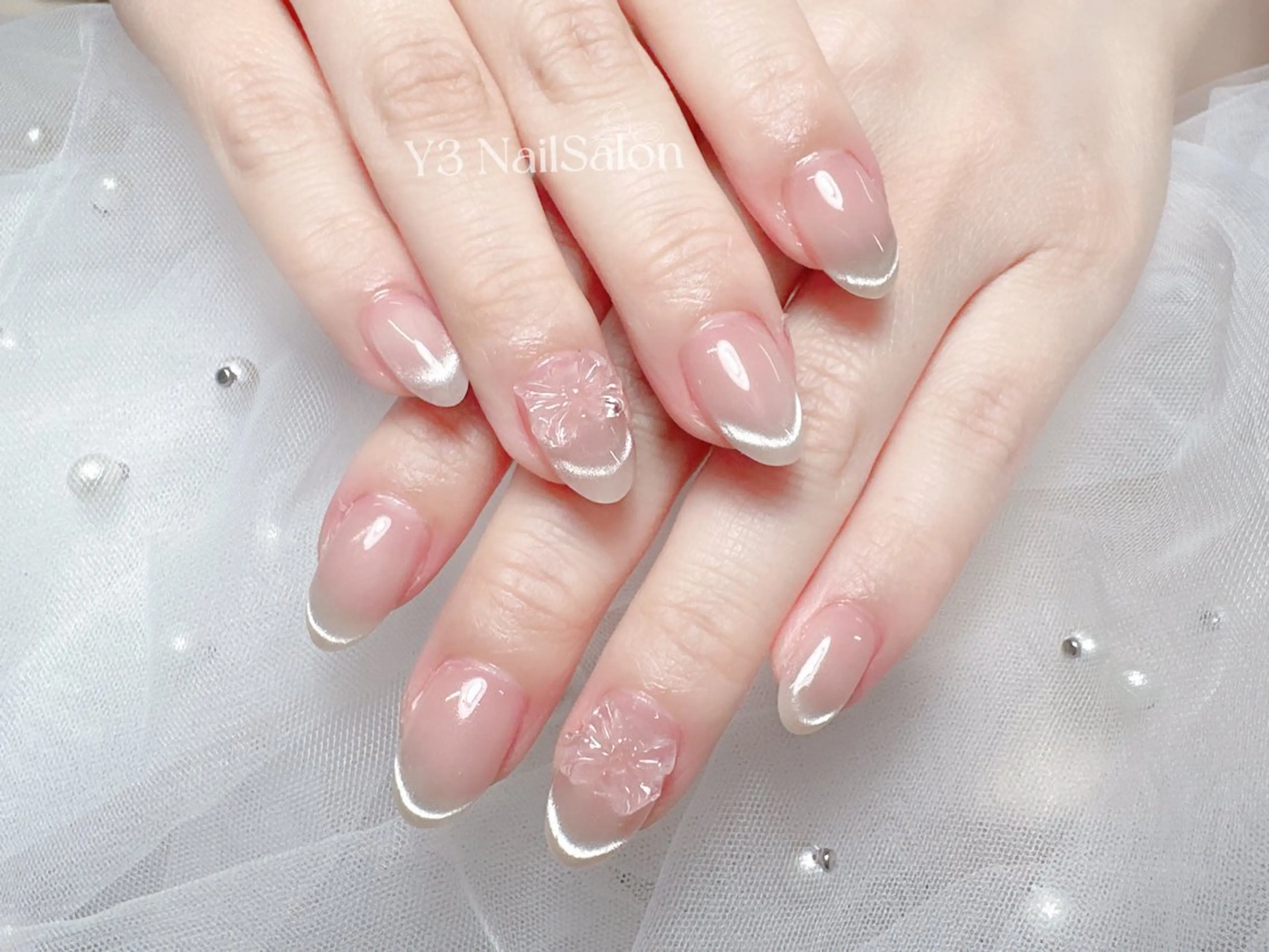 ネイル アートネイル オーロラネイル クリアネイル 長さ出し フレンチネイル Y3 Nail Salon所属・Y3 NailSalonのネイルデザイン