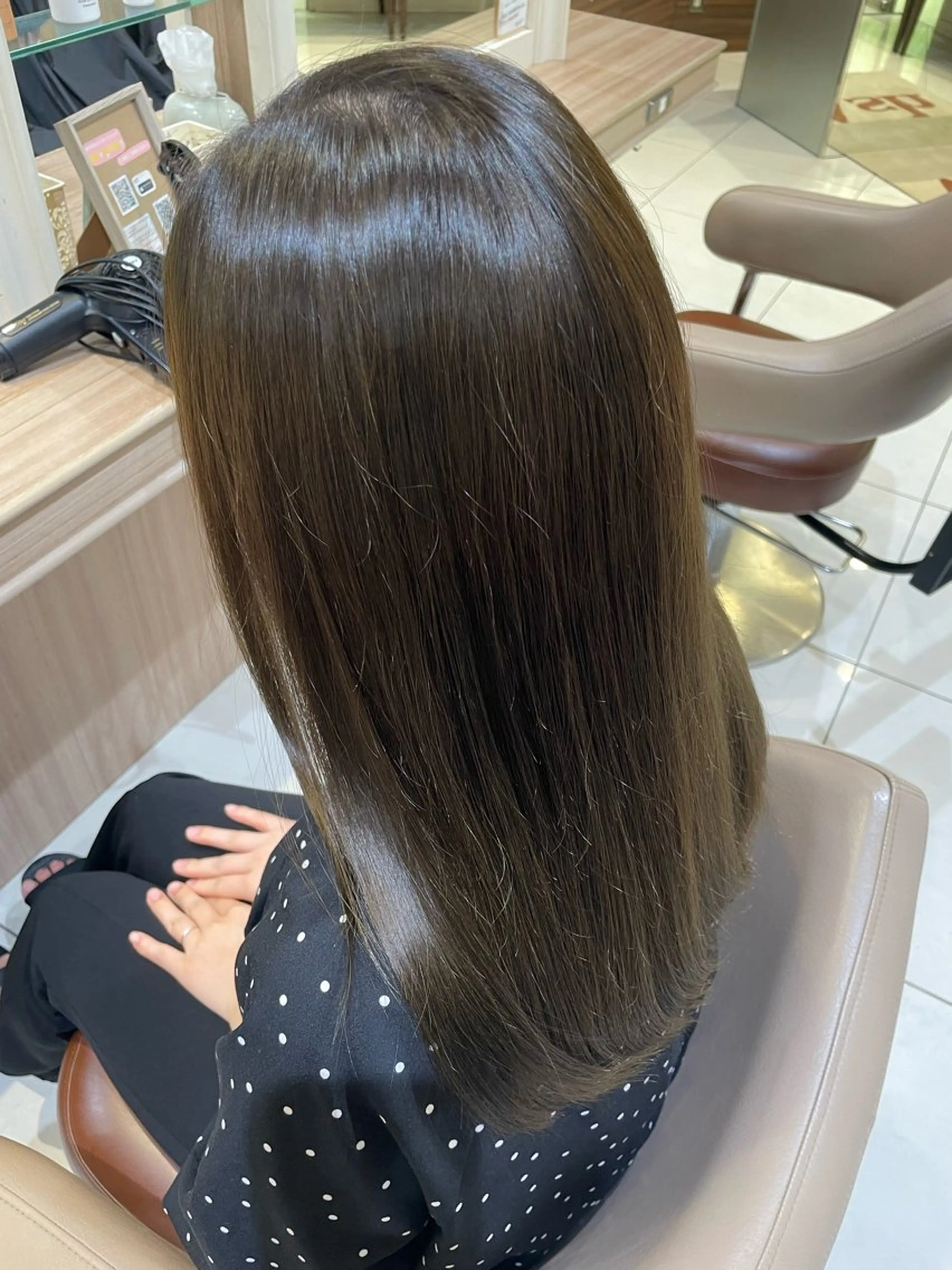 セミロング カラー 韓国ヘアメイク🎀/ 縮毛矯正✨山本媛香のヘアスタイル