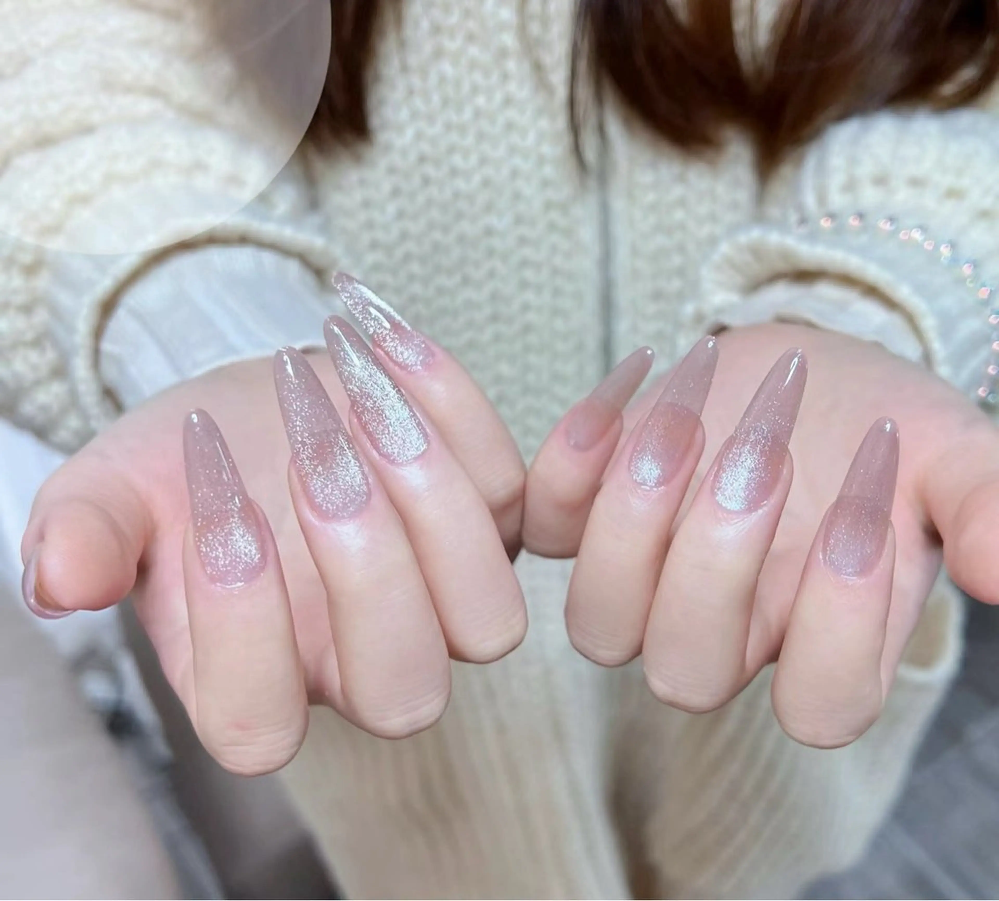 🌷 【初回，一カ月以内ソフトジェルオフ代無料】チップ長さだしマグネットワンカラーor フラッシュの写真