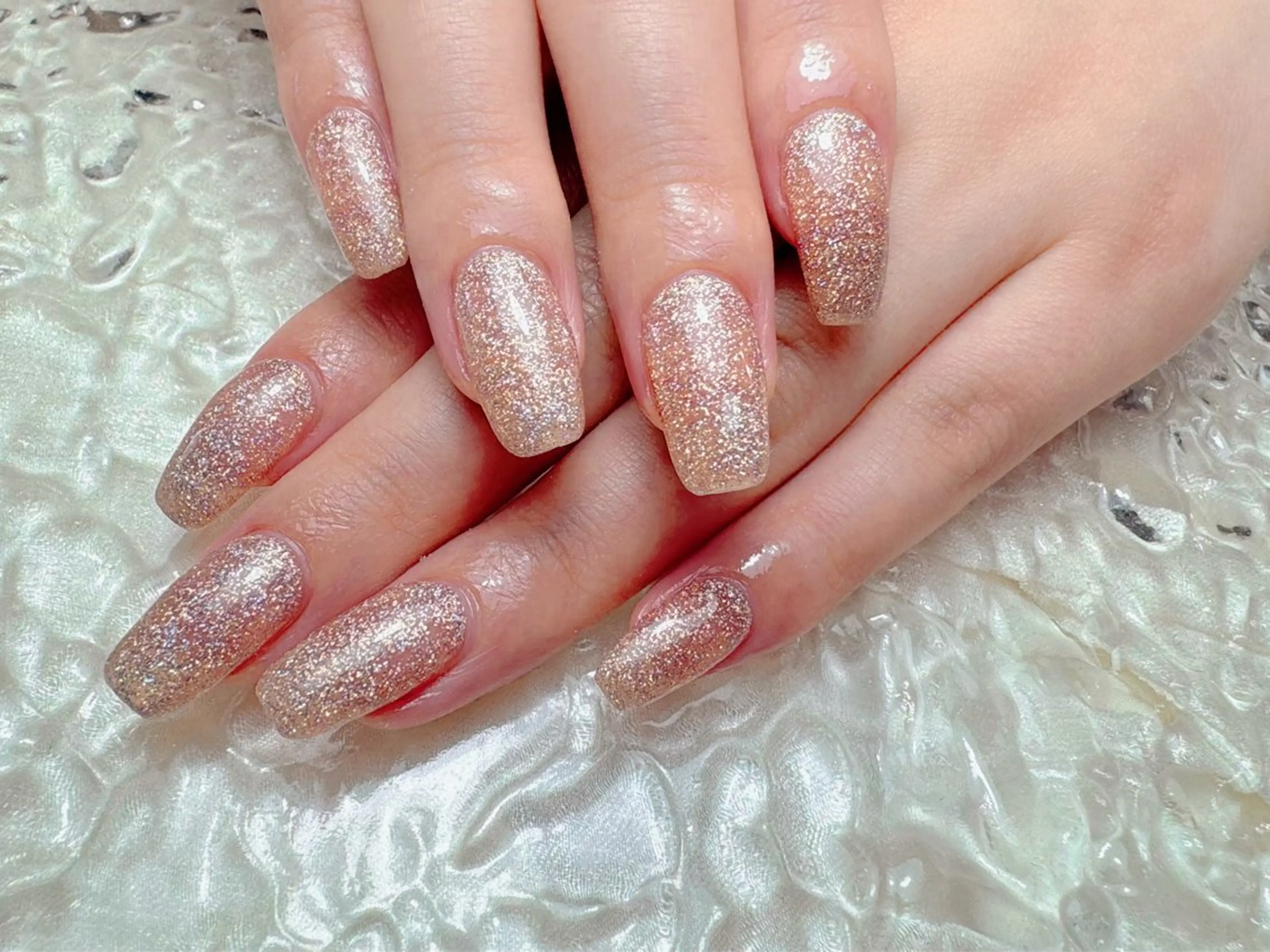 ネイル マジックミラー所属・マジック ミラーのネイルデザイン