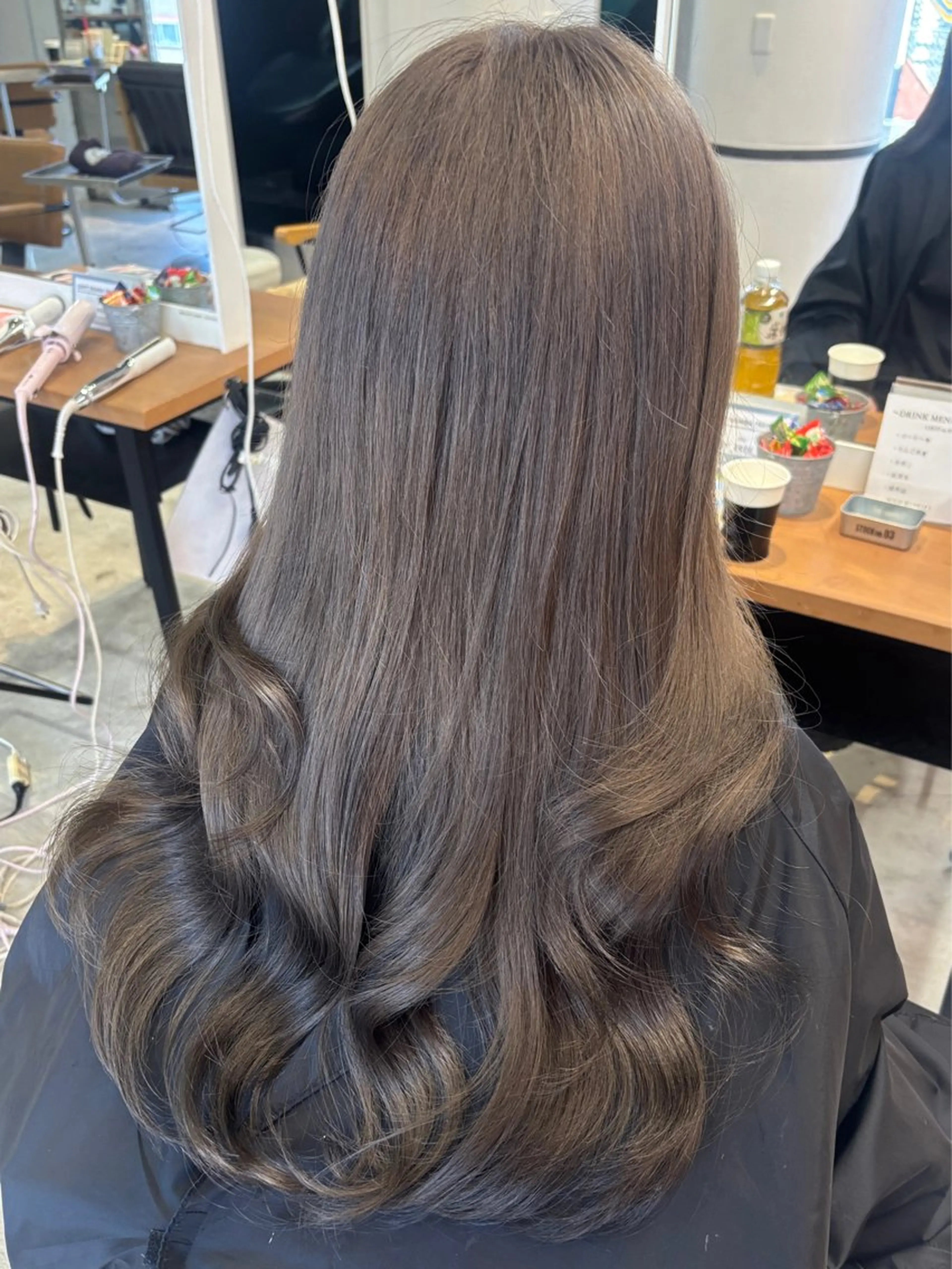 カラー アッシュ アッシュブラウン ブラウンカラー カット ヘアカラー トリートメント 韓国・網紅 🦋HONOKA🦋のヘアスタイル