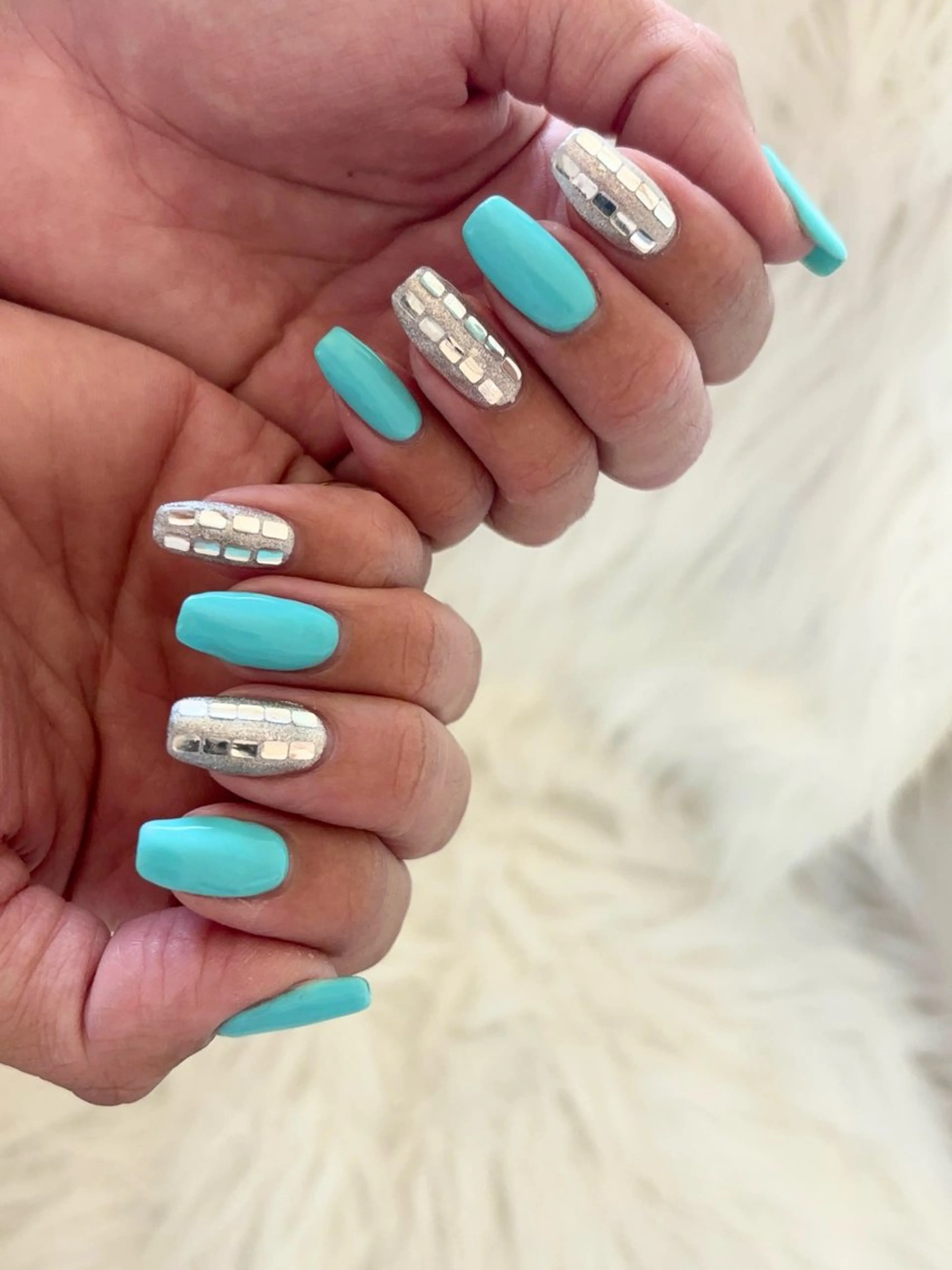 ネイル ラメ(グリッター) 水色 シルバー ハンドネイル 高木 みどりのネイルデザイン