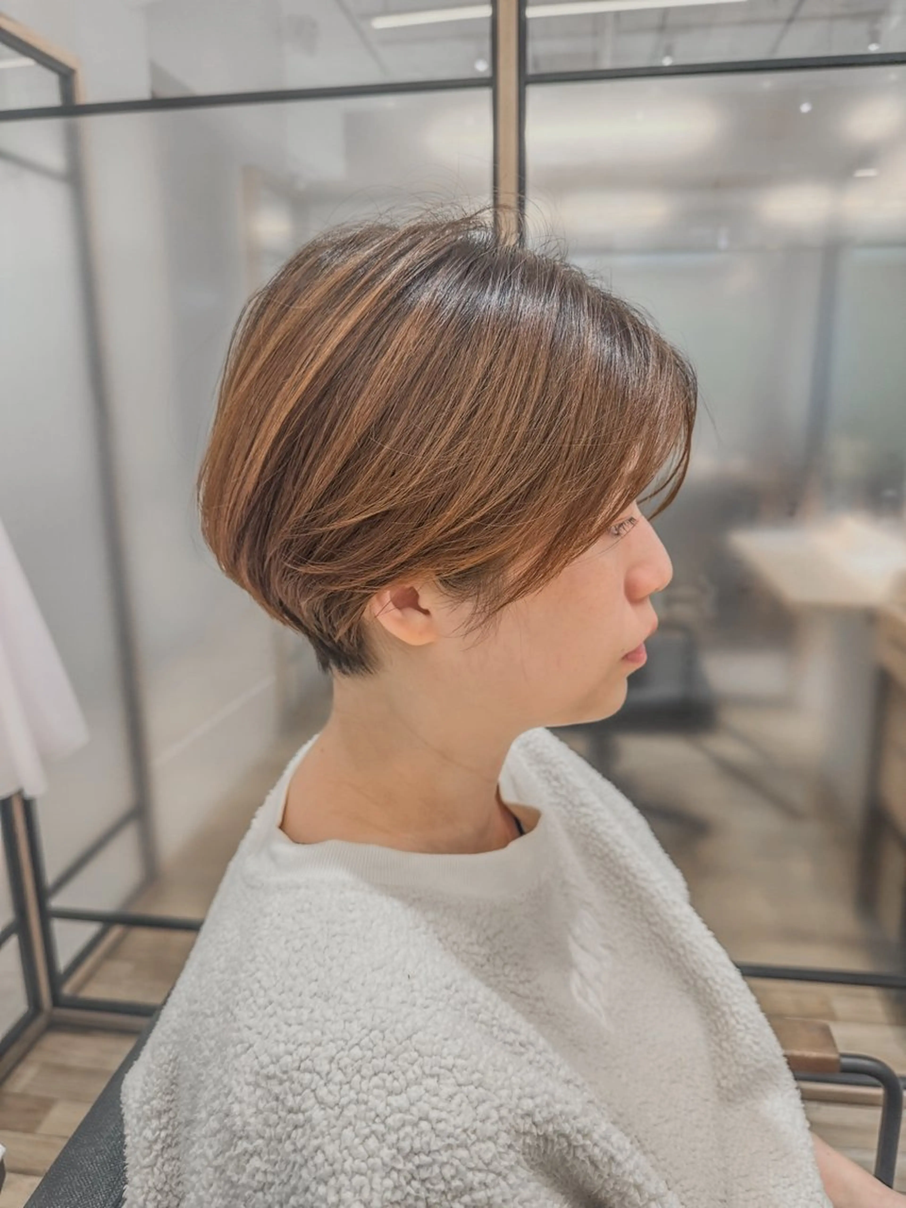 ショート シノハラ ガクト ショート/白髪ぼかしのヘアスタイル