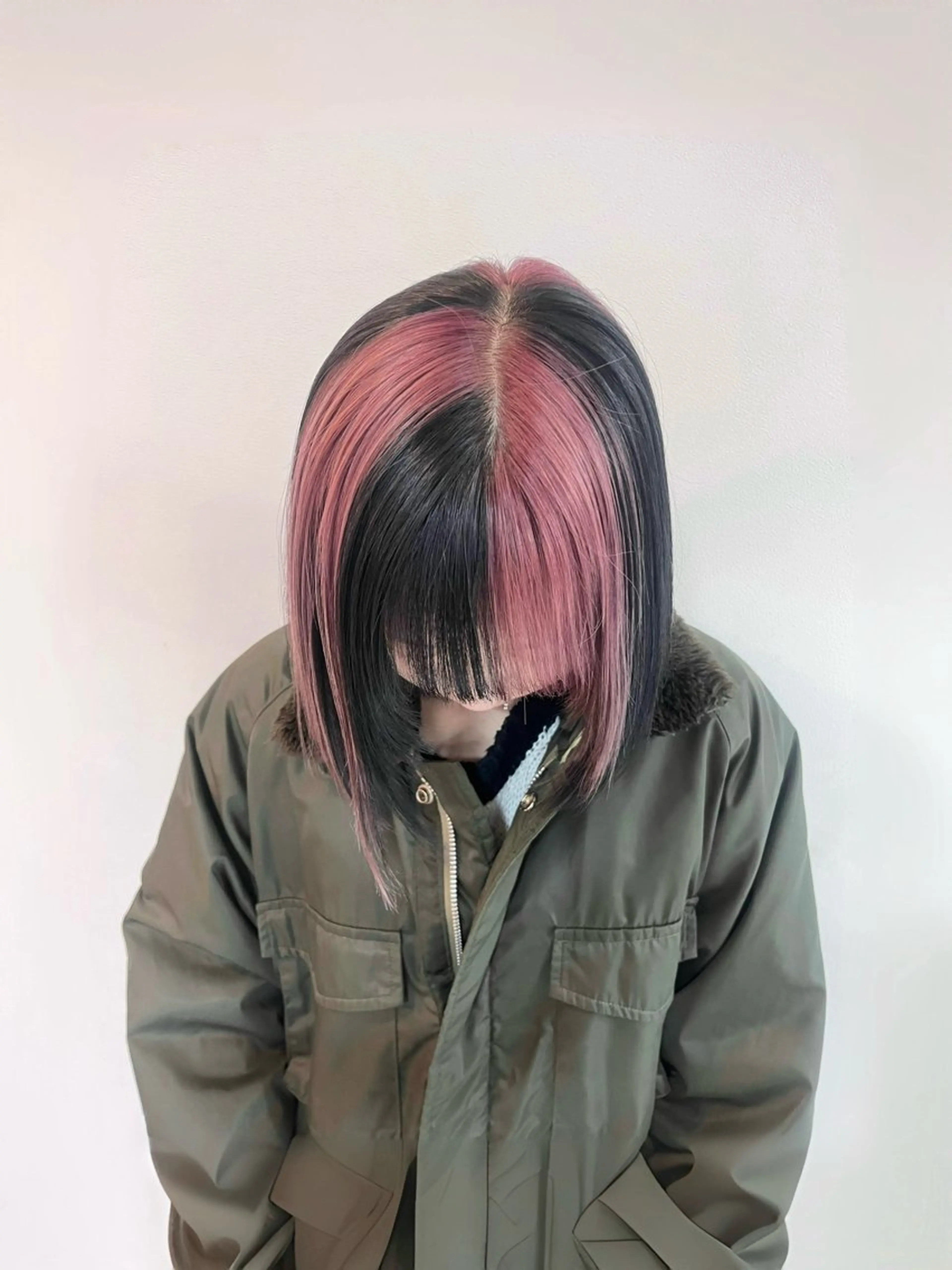 カット➕ブリーチ➕カラー➕プレミークトリートメントの写真