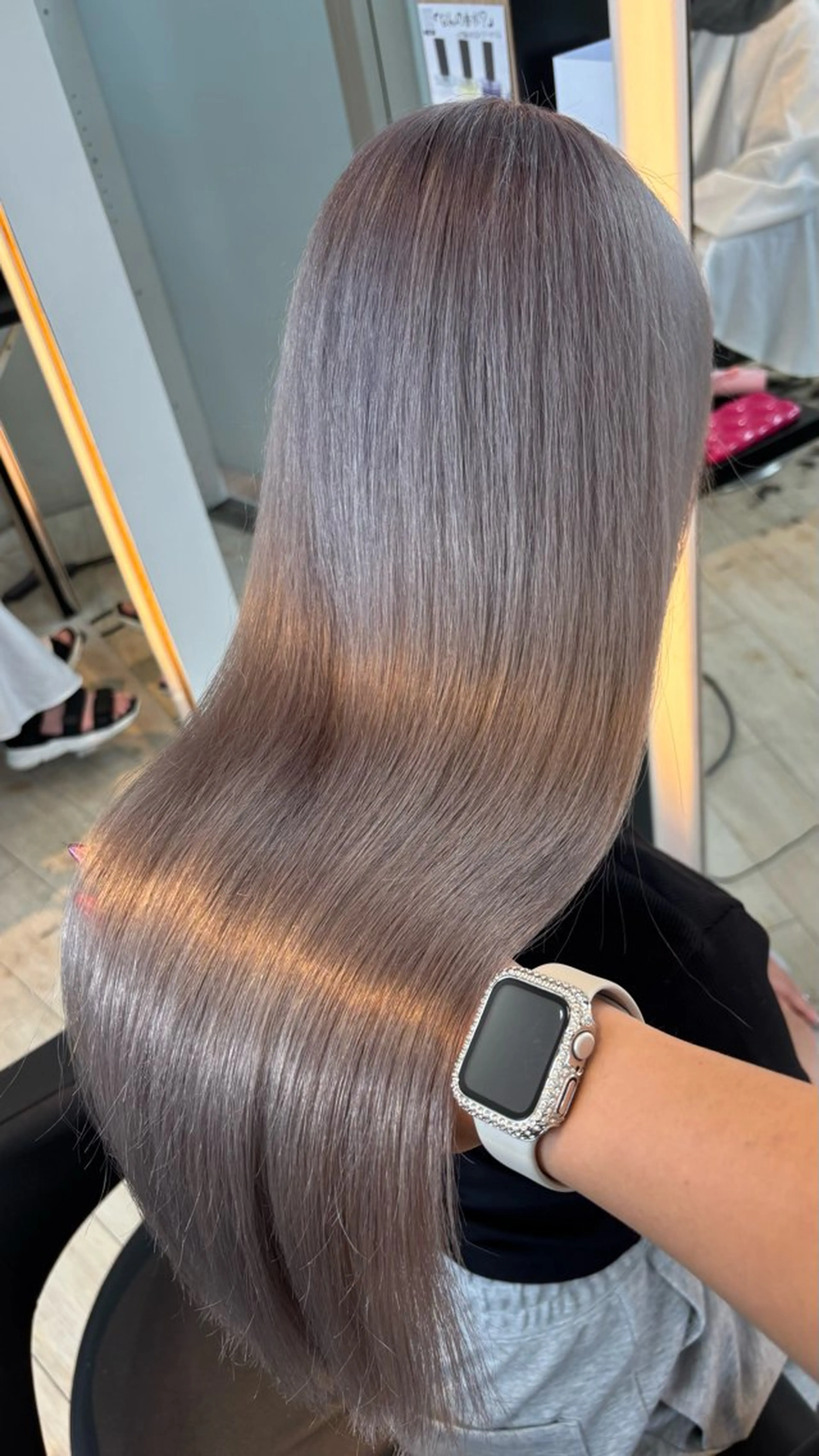 カラー ブリーチ シルバー miyu/ボブ/ 透明感カラー/栄のヘアスタイル