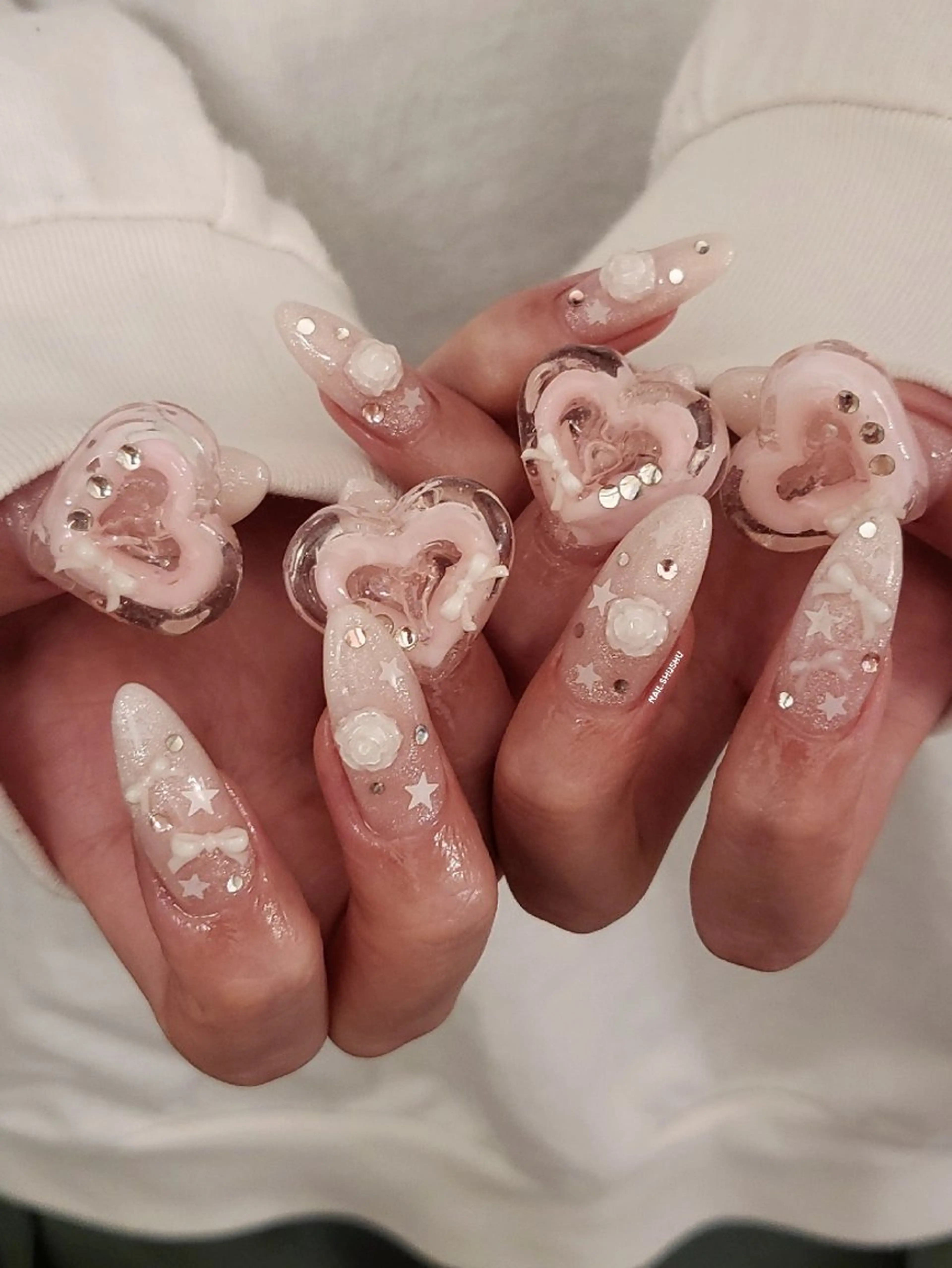 ネイル 3dパーツ/流行り 👧shushu❤️のネイルデザイン