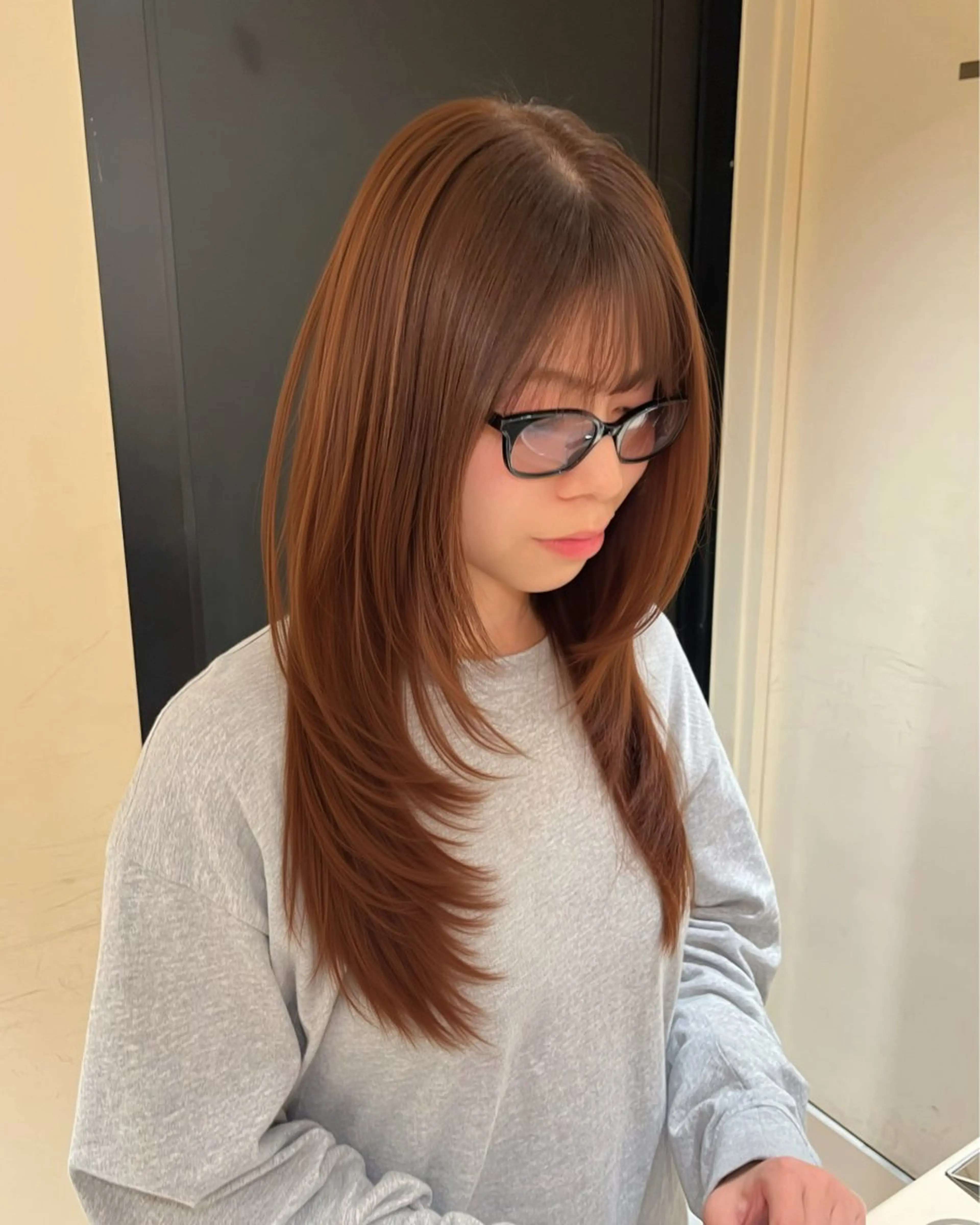 ロング カラー ブラウンカラー レイヤーカット カット ヘアカラー トリートメント ナミ🩶暗髪/暖色 ❤️/透明感/縮毛のヘアスタイル