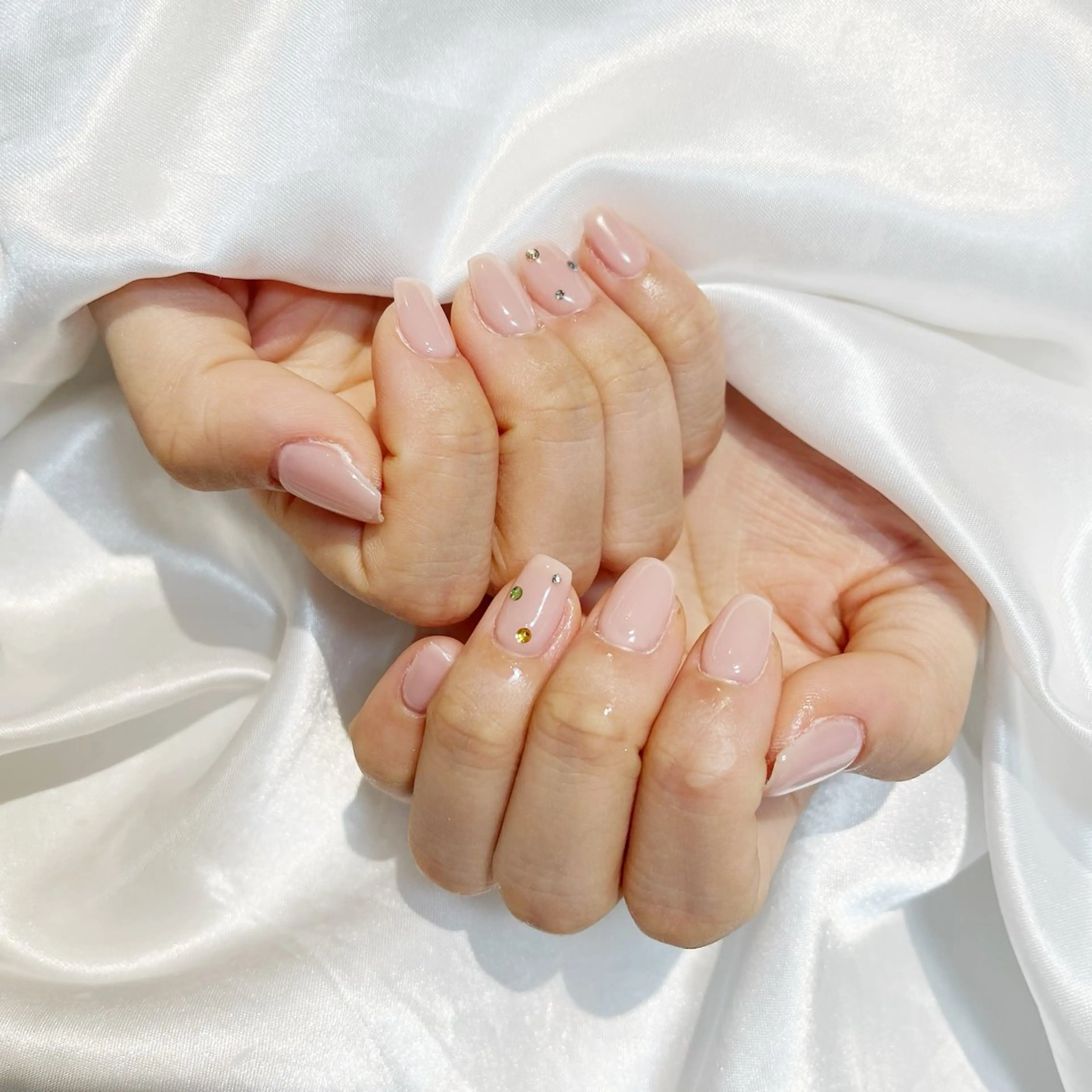 ネイル WISTERIA aisaのネイルデザイン