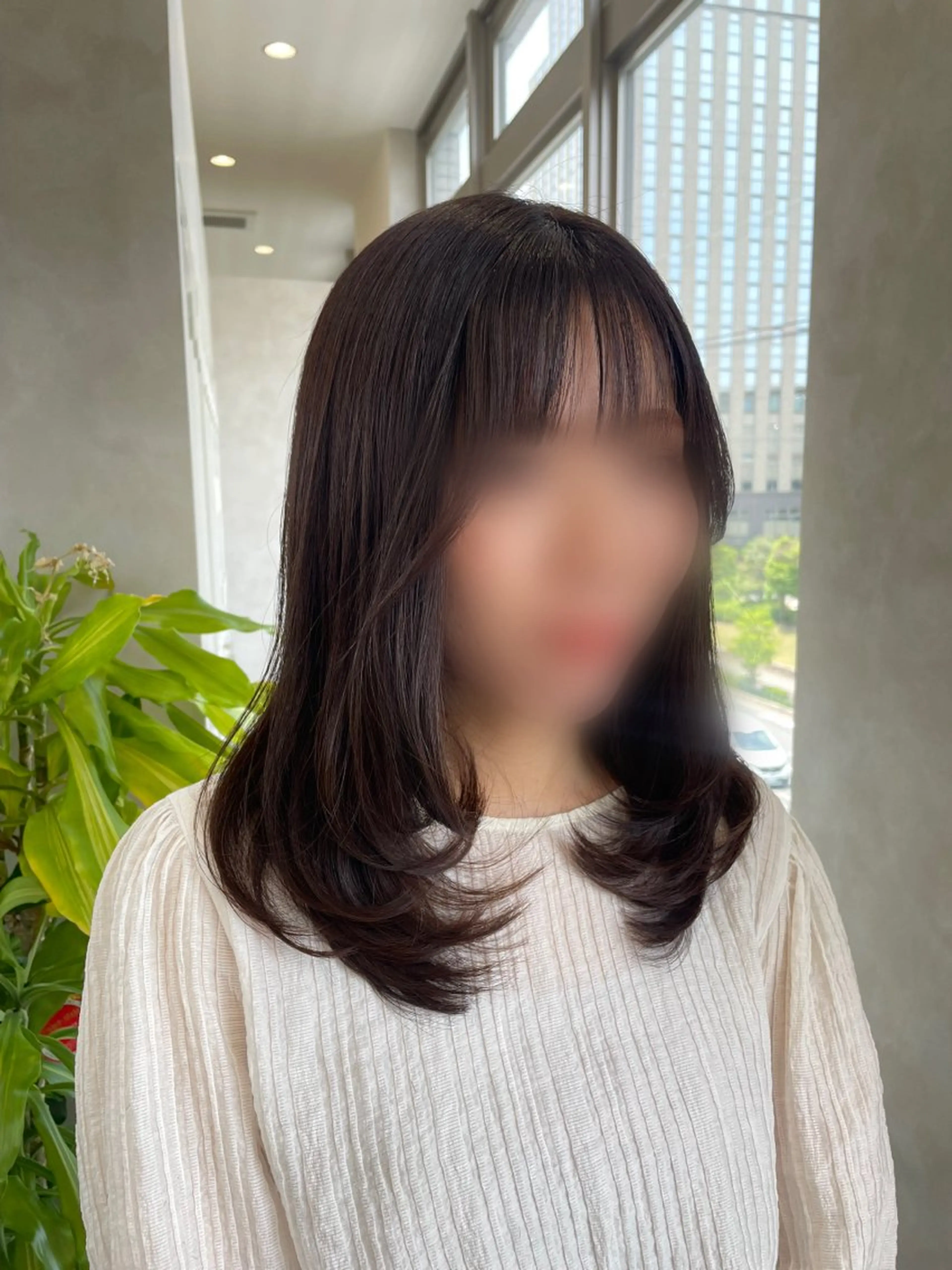 セミロング レイヤーカット 🌷Eleanor Aya🌷のヘアスタイル