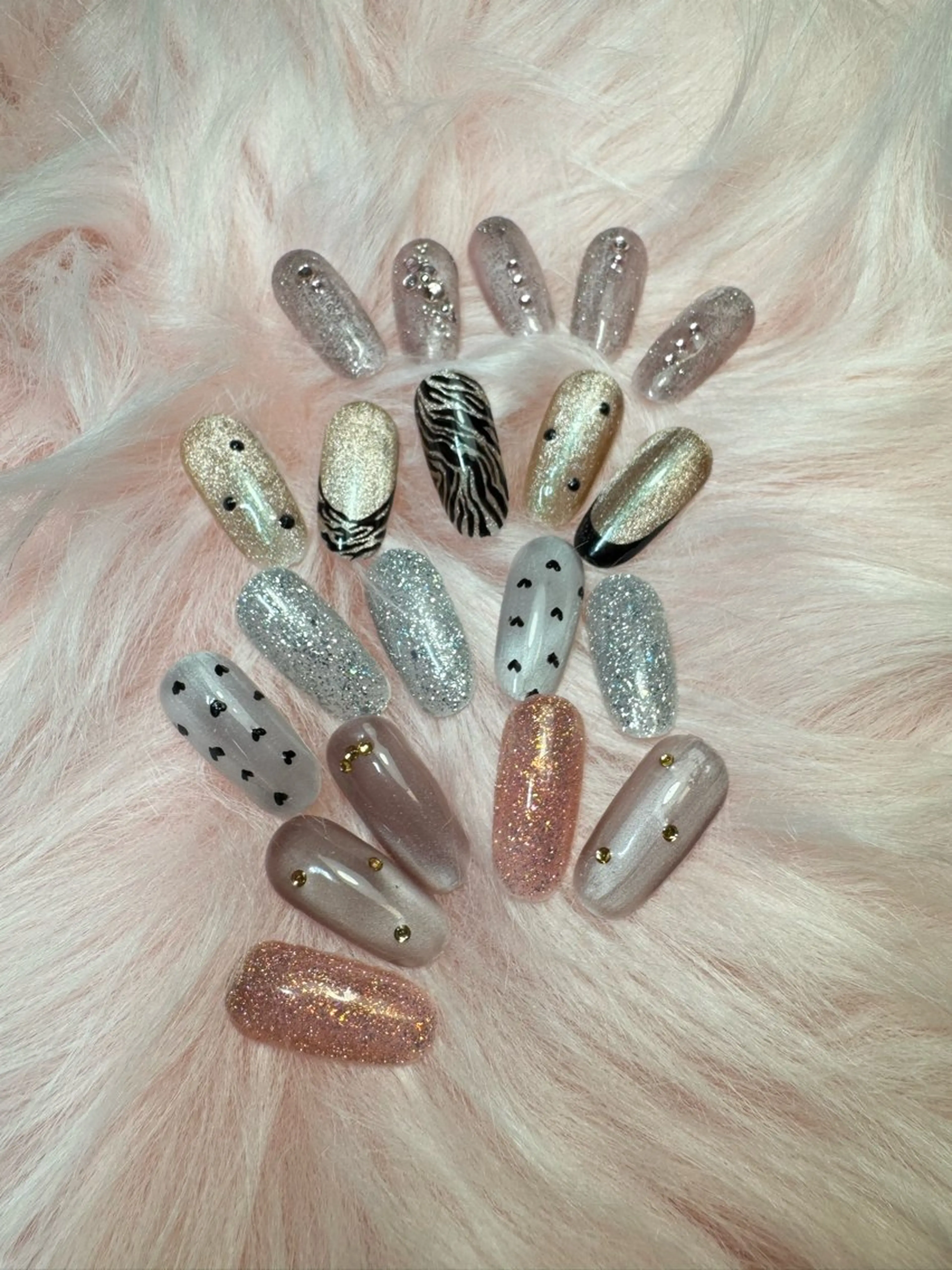 ネイル ベロバ クリスティーナのネイルデザイン