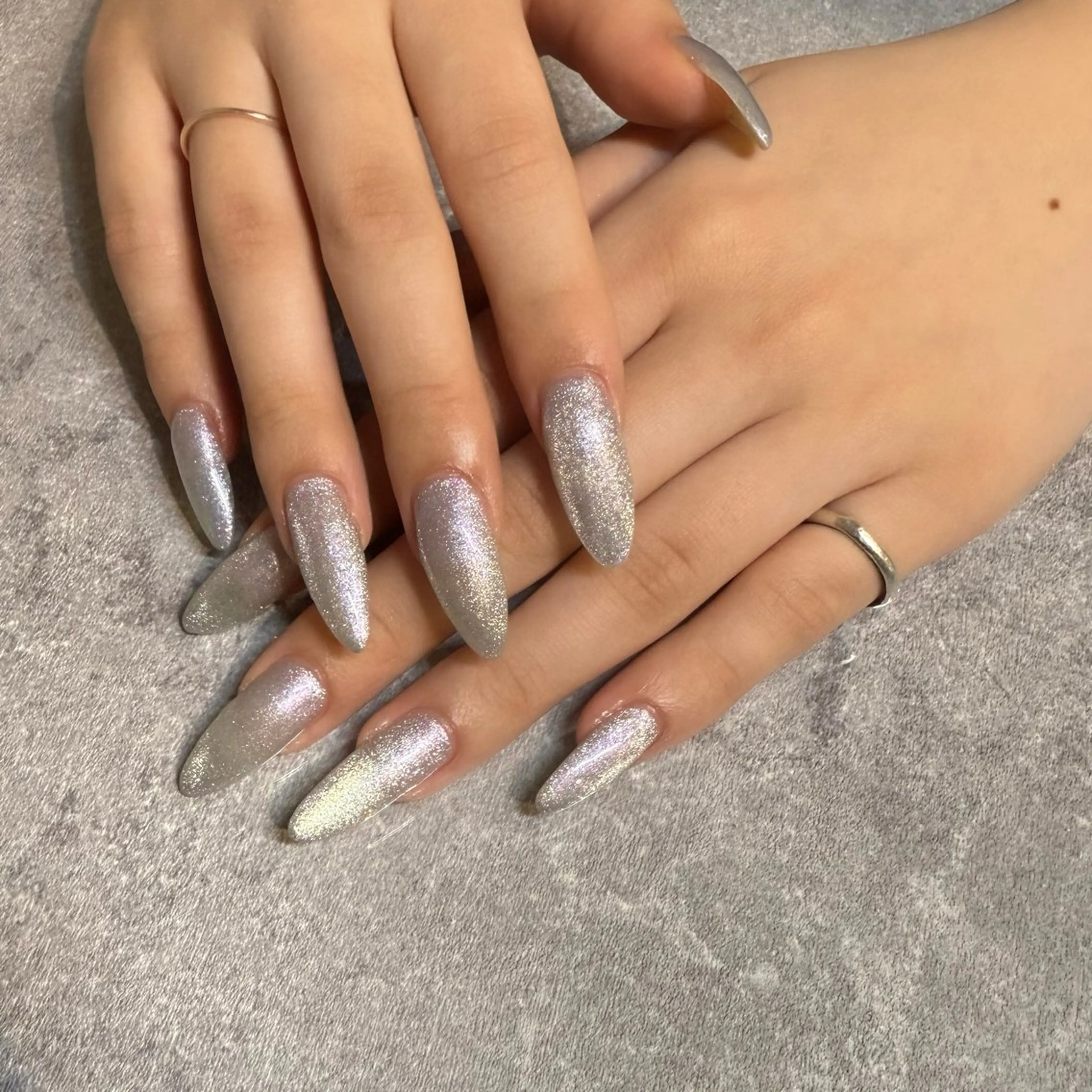 ネイル マグネットネイル 山田 夏乃のネイルデザイン